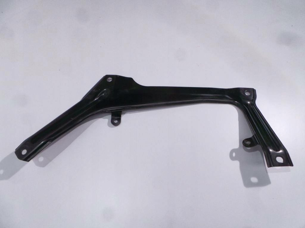 MITSUBISHI ECLIPSE CROSS 2018 WSPORNIK SANEK PRZÓD Producent części Mitsubishi OE