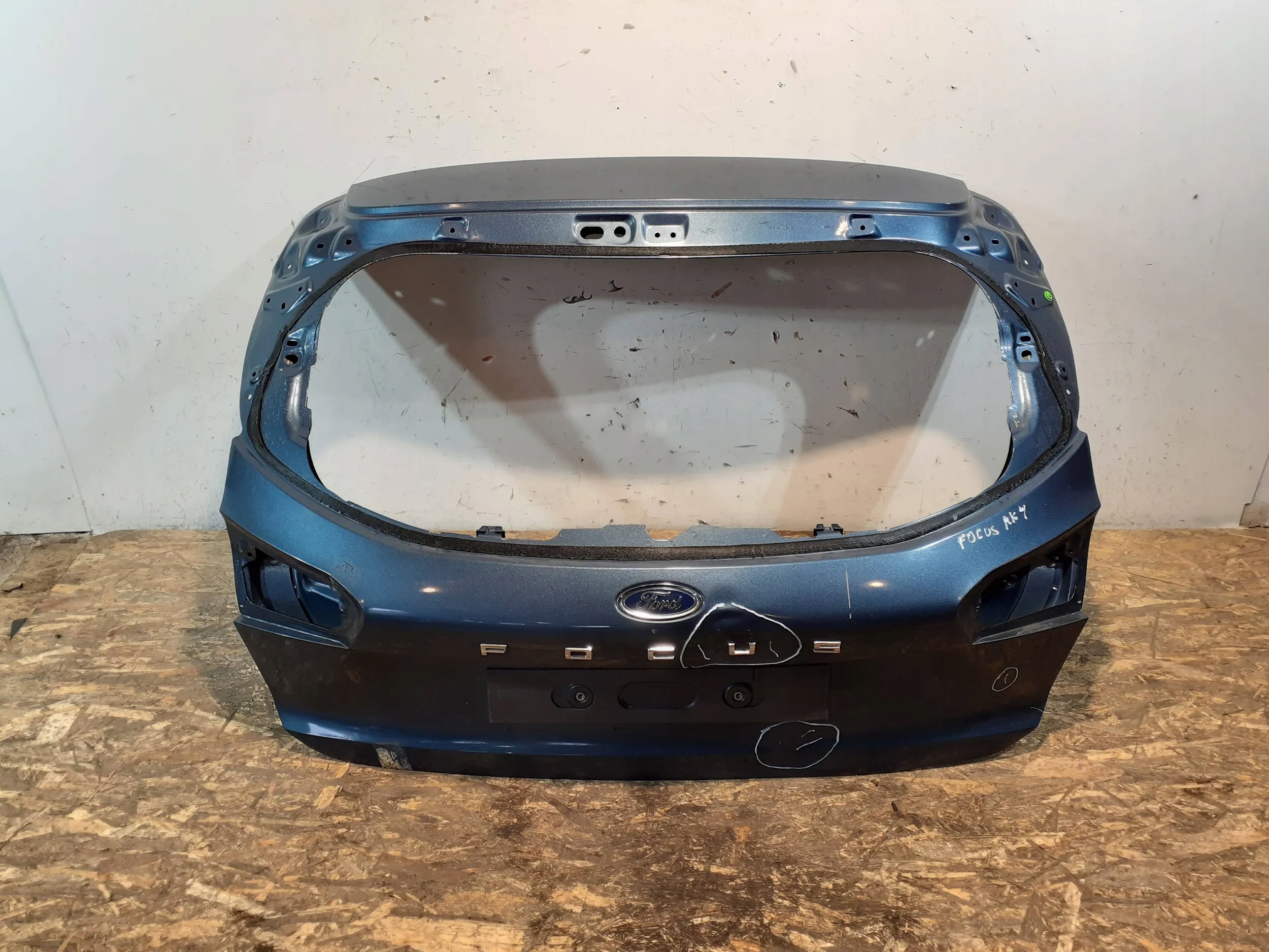 HECKKLAPPE KOFFERRAUMDECKEL FORD FOCUS MK4 HATCHBACK