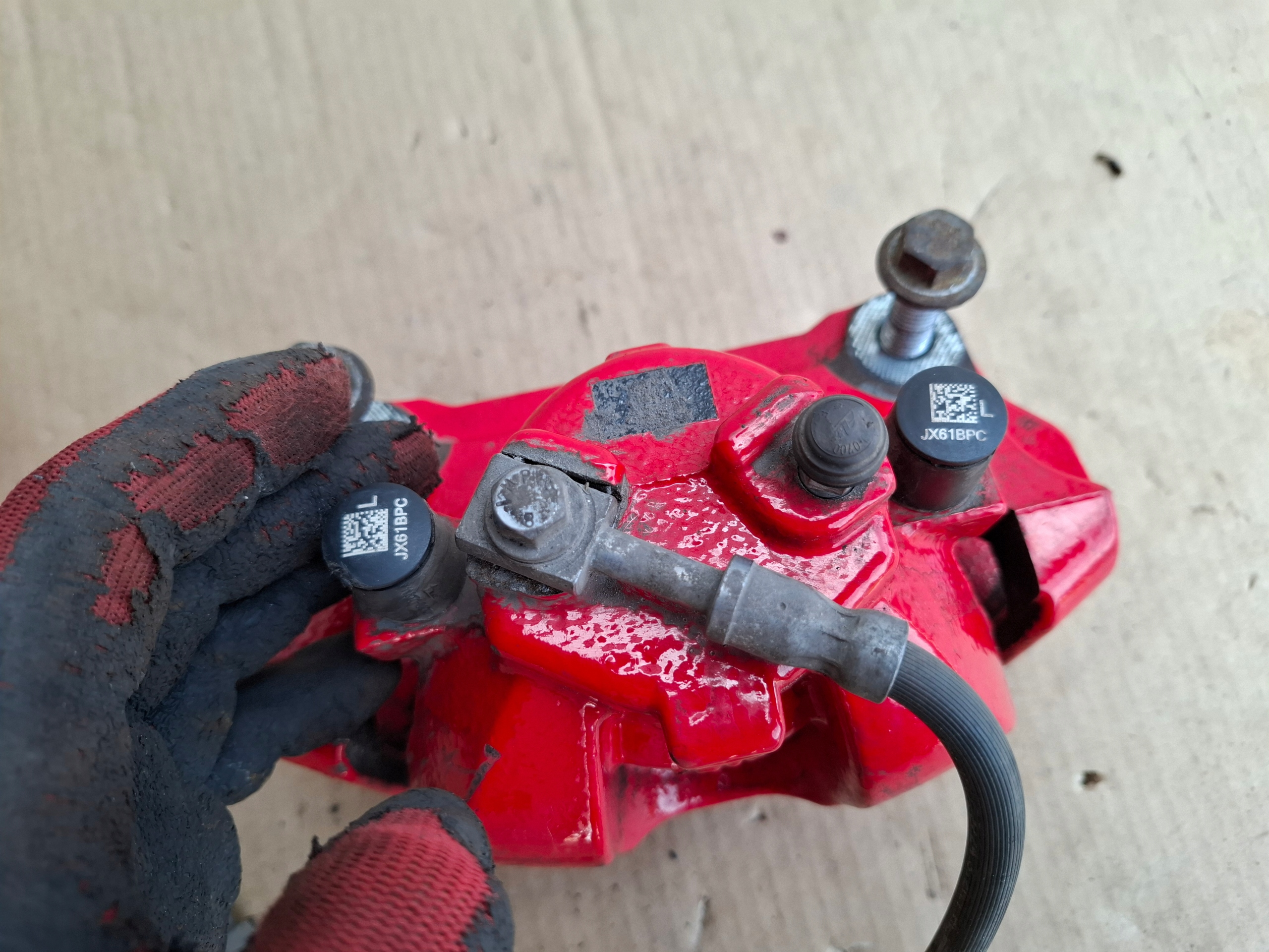 FORD KUGA MK3 2.5 HYBRYDA caliper brake left front