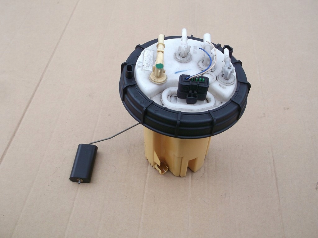 PEUGEOT 508 I HYBRID POMPA PŁYWAK PALIWA WEBASTO