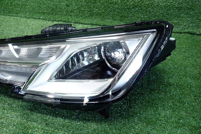 AUDI A4 B9 BI XENON 15-19 reflektor left light left 8W0941043