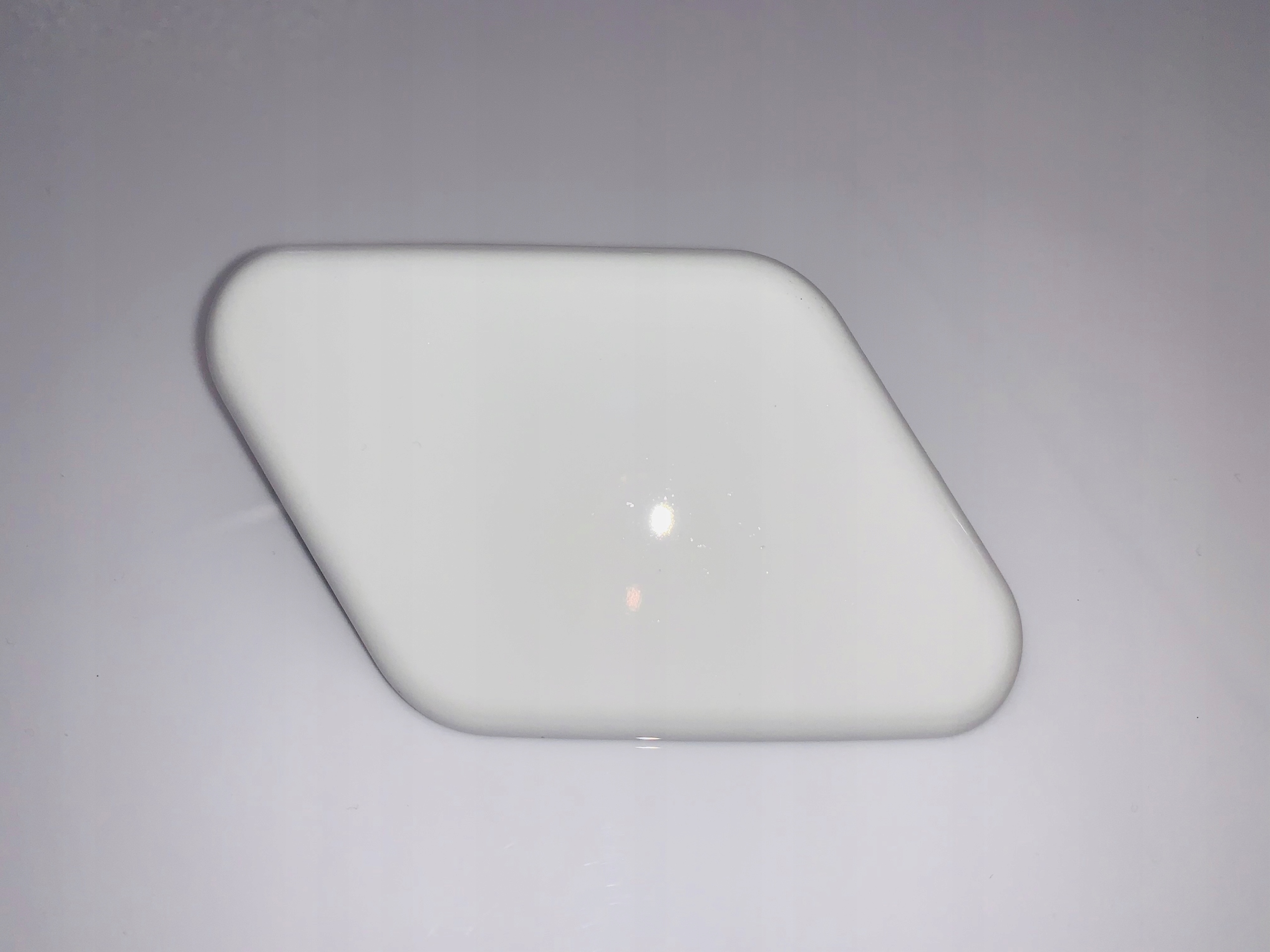 98675 3U000 - Крышка омывателя KIA SPORTAGE цвет