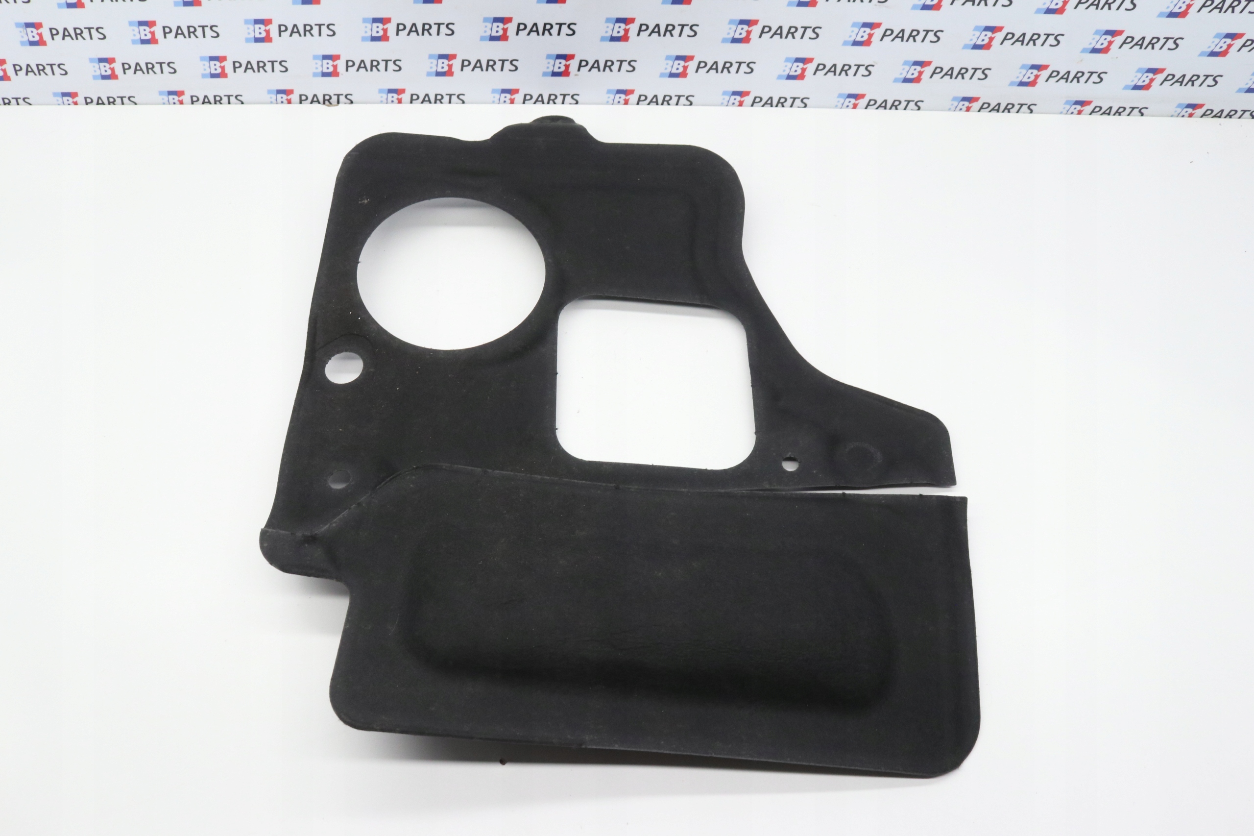 BMW G26 I4 hangszigetelő fedél beltéri szigetelés 7946066