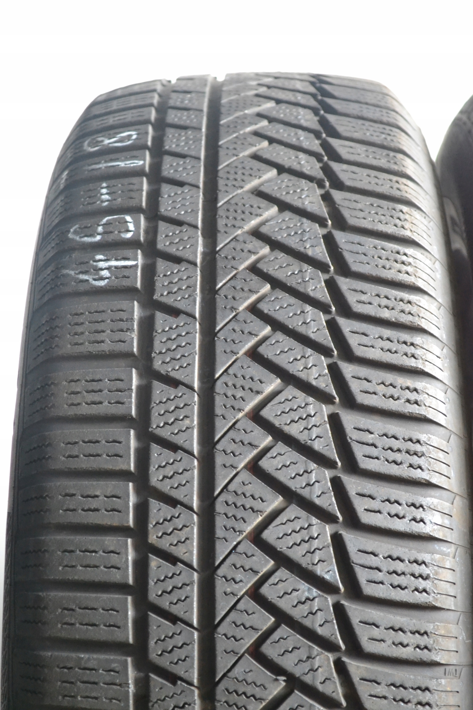215/65R17 99T CONTINENTAL TS850P x2szt 8375z Kod producenta 03552050000