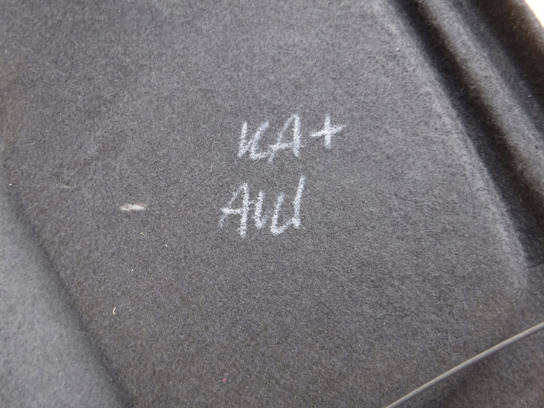 PÓŁKA BAGAŻNIKA FORD KA PLUS Producent części Ford OE