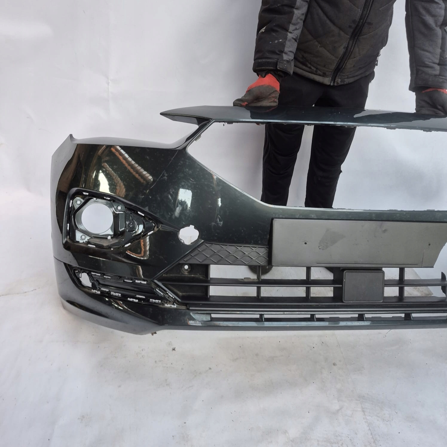 SEAT TARRACO bumper front front
