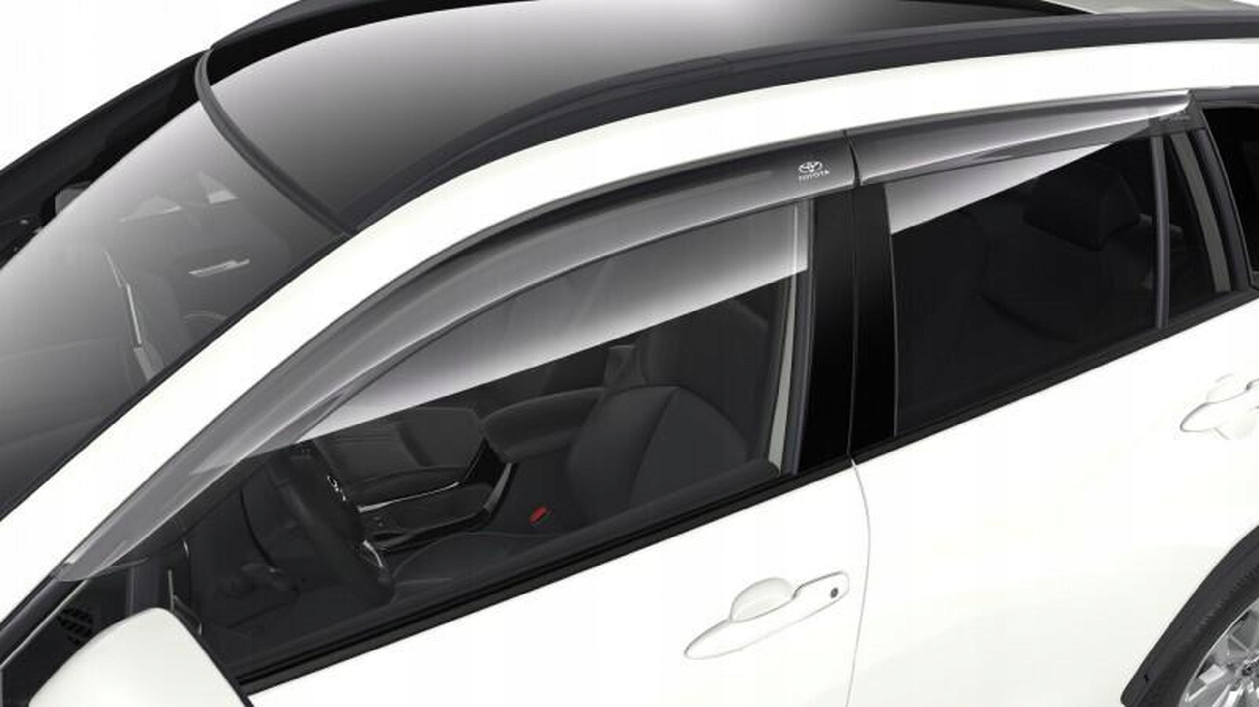 Toyota Corolla Cross Deflektory bočných okien čierne PC162-0A001 Oe