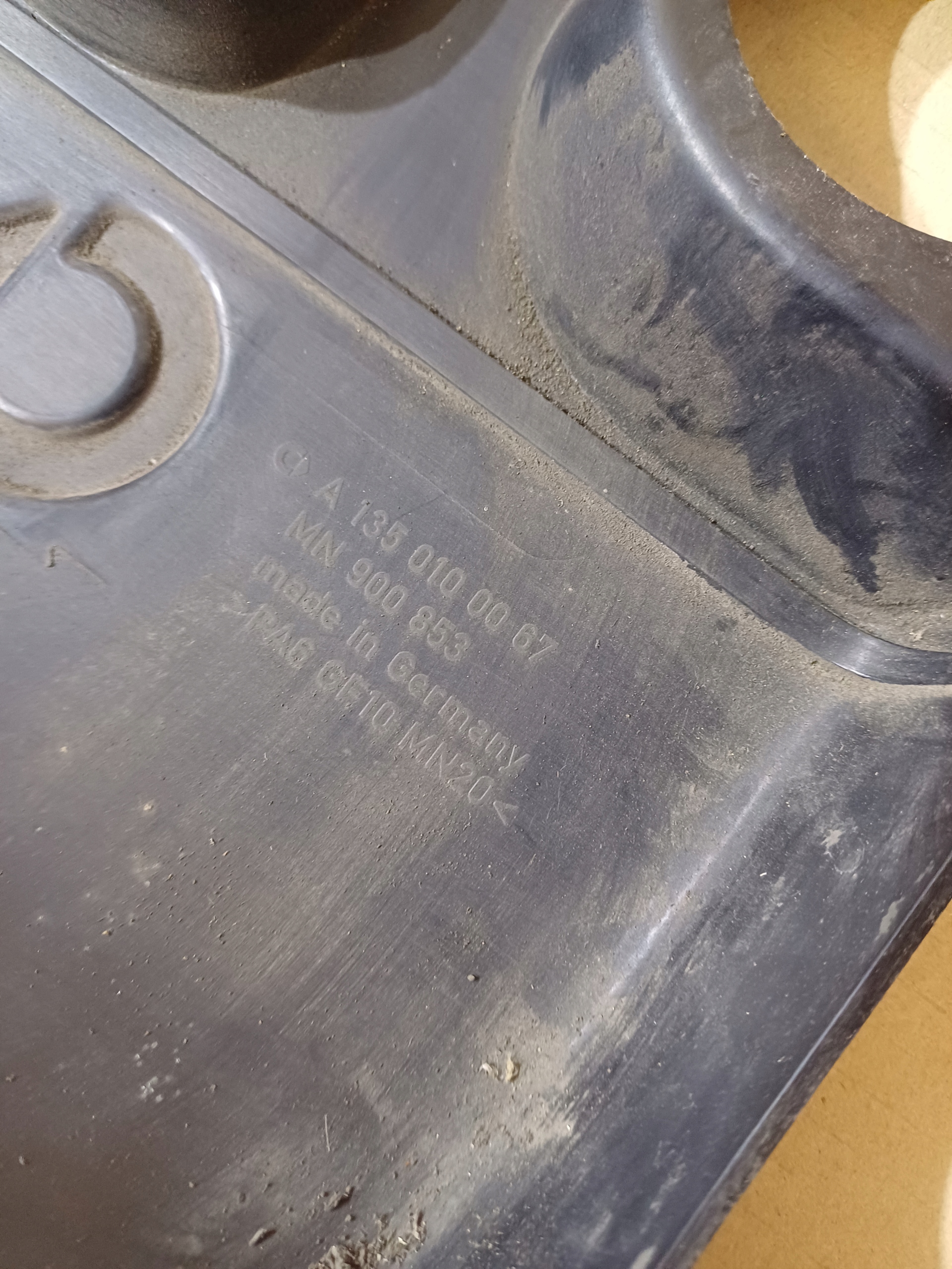 защита Двигателя 1.5 SMART FORFOUR и Номер. A1350100067