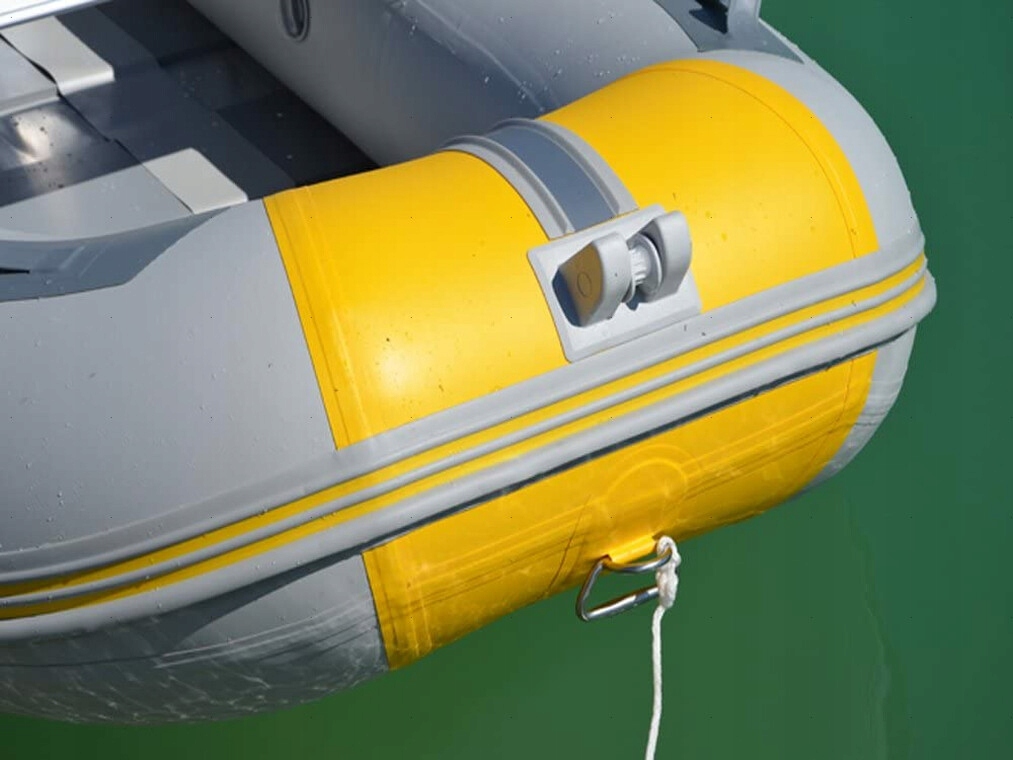 PONTON VIAMARE 230 S SLAT - PODŁOGA LISTWOWA Cechy dodatkowe siedziska uchwyty do przenoszenia