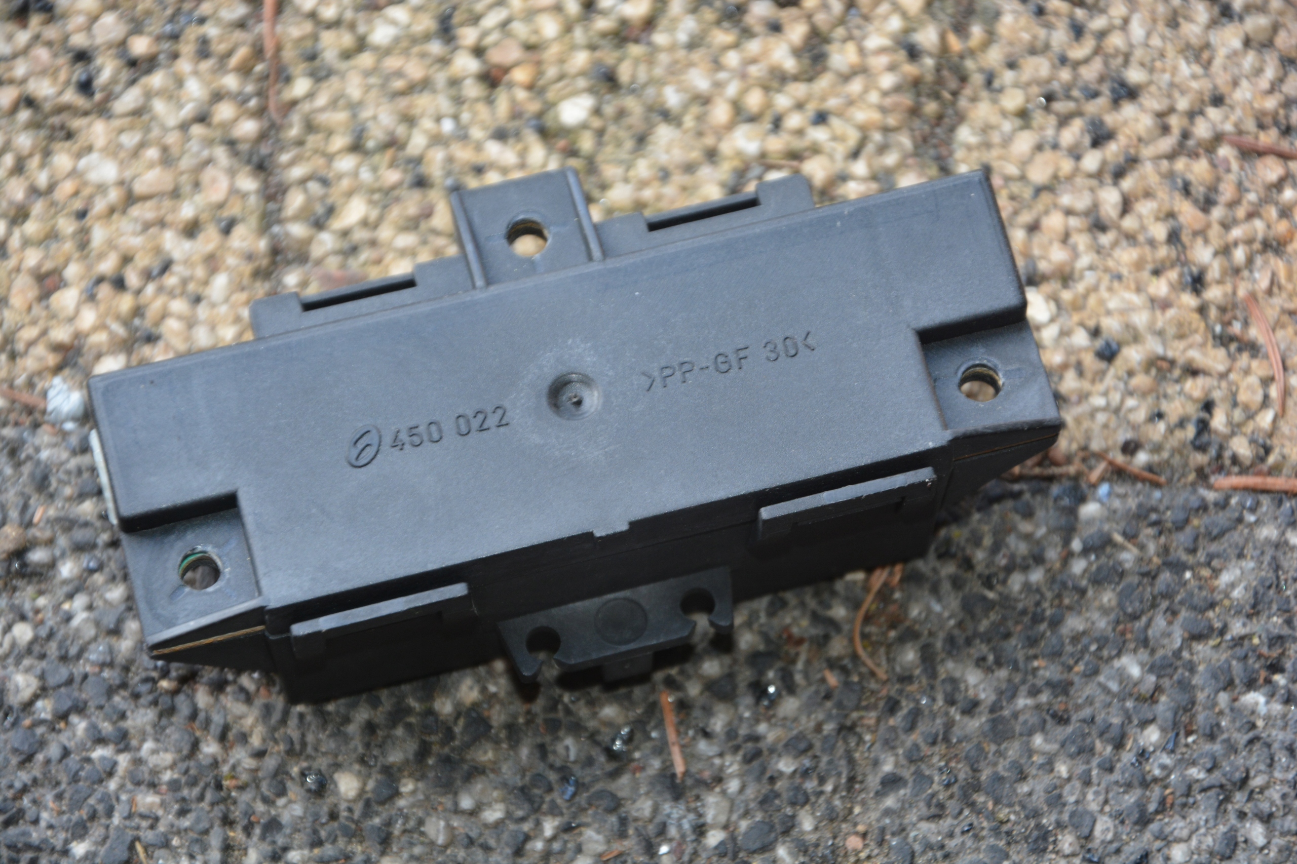 MODUŁ PODŚWIETLENIA AUDI A8 D3 LONG 04E919064 Producent części Audi OE