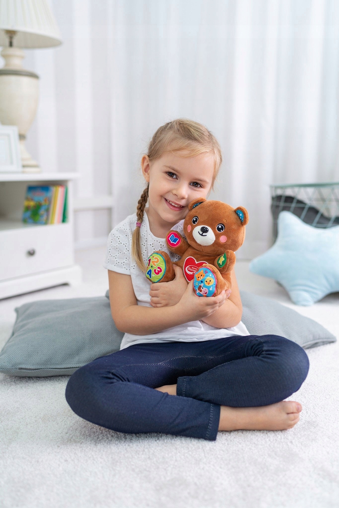 Przyjaciel Miś Maskotka interaktywna DD80050 Dumel Wiek dziecka 6 m +