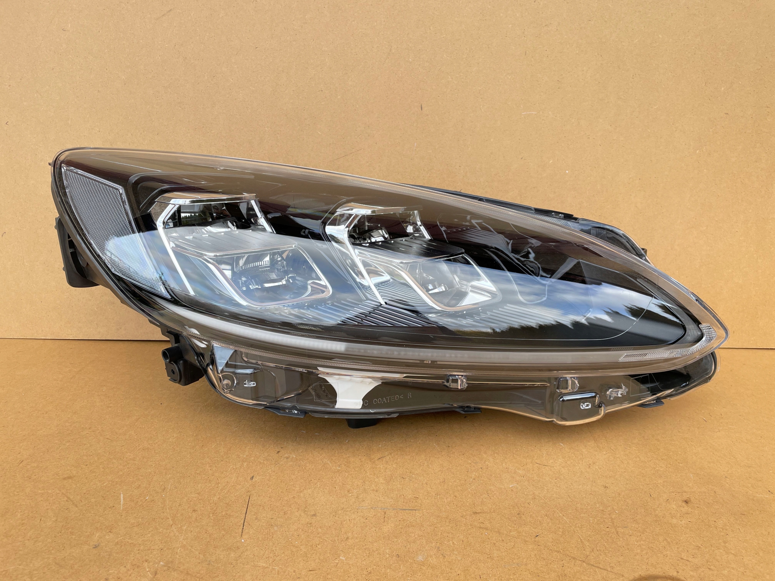 LAMPA FORD KUGA MK3 FULL LED PRAWA PRZÓD PRZEDNIA