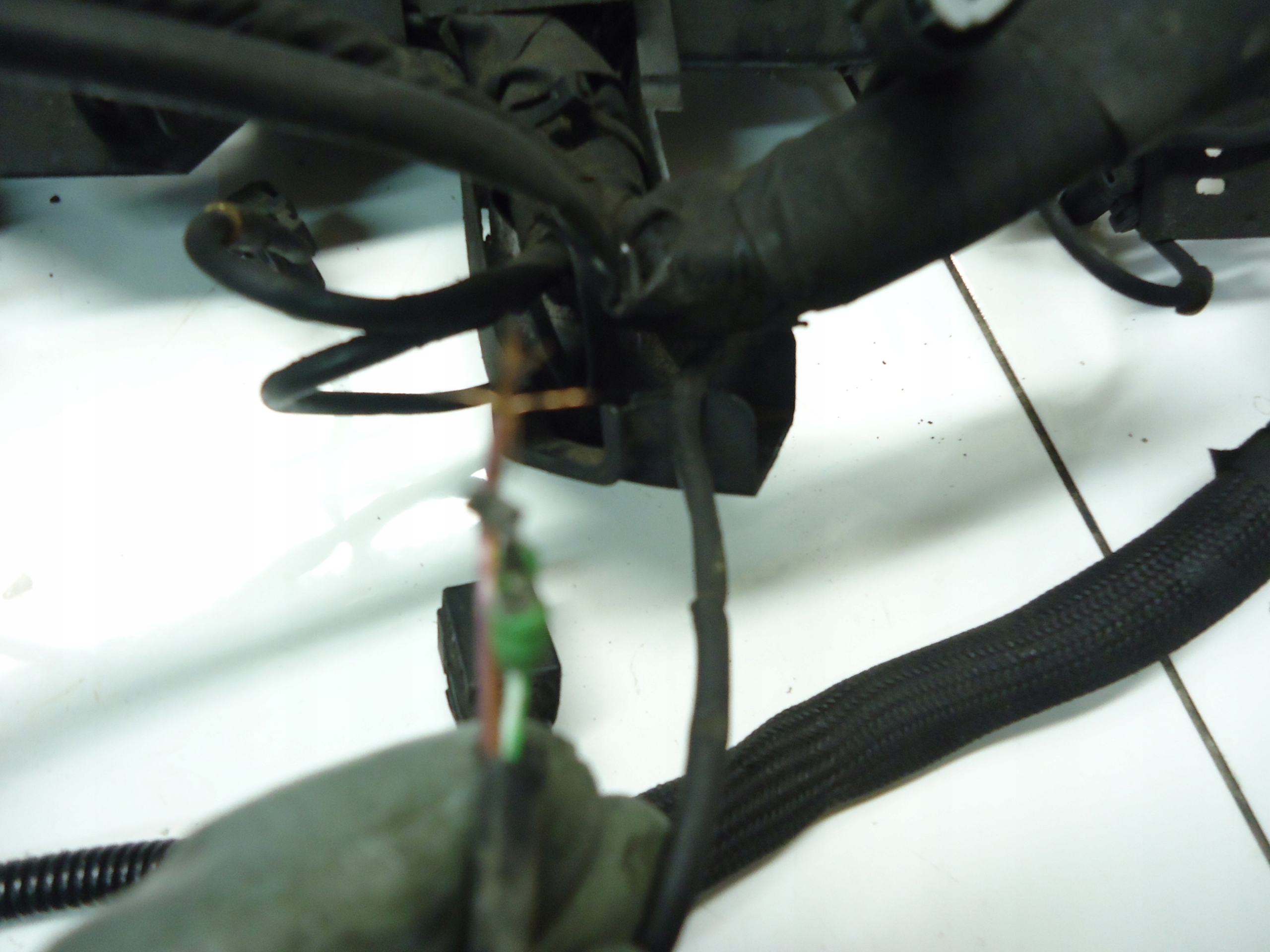 MERCEDES W211 3.2CDI bundle motor wiring A6481500133