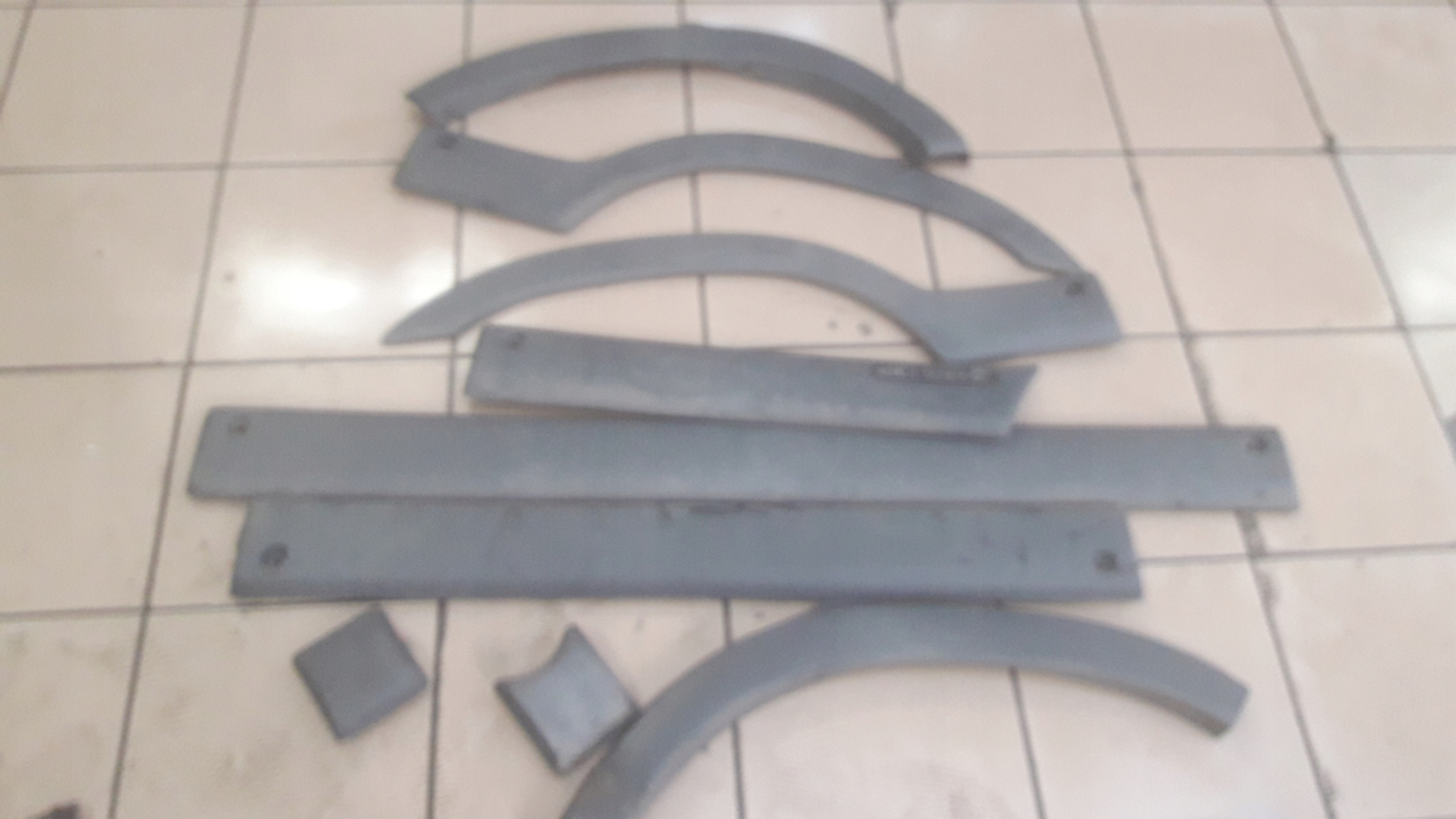 LISTWY NADKOLA RENAULT MASTER 2,5 DCI