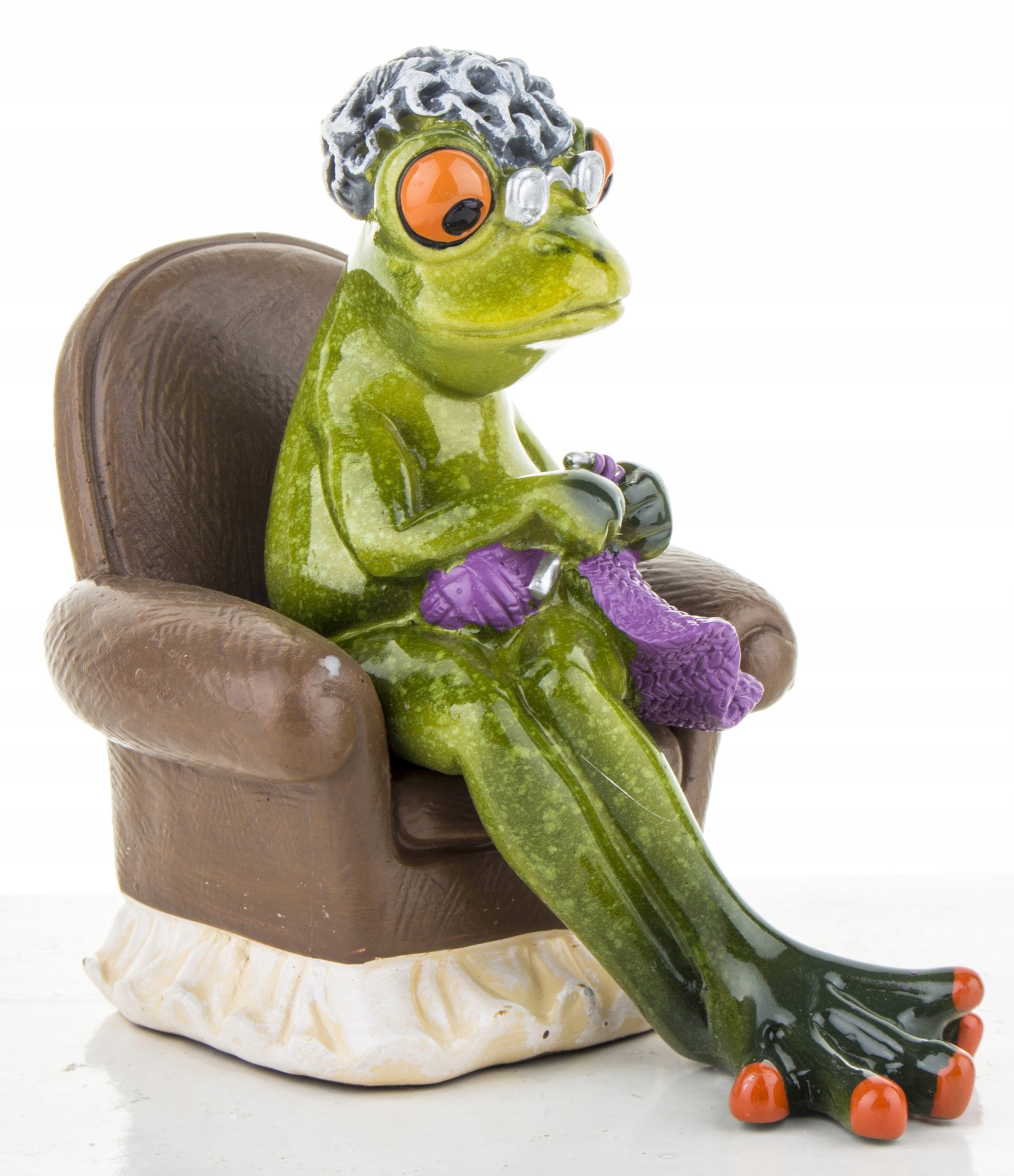 Figurka żaba żabka na fotelu dekoracja prezent Waga produktu z opakowaniem jednostkowym 0.28 kg