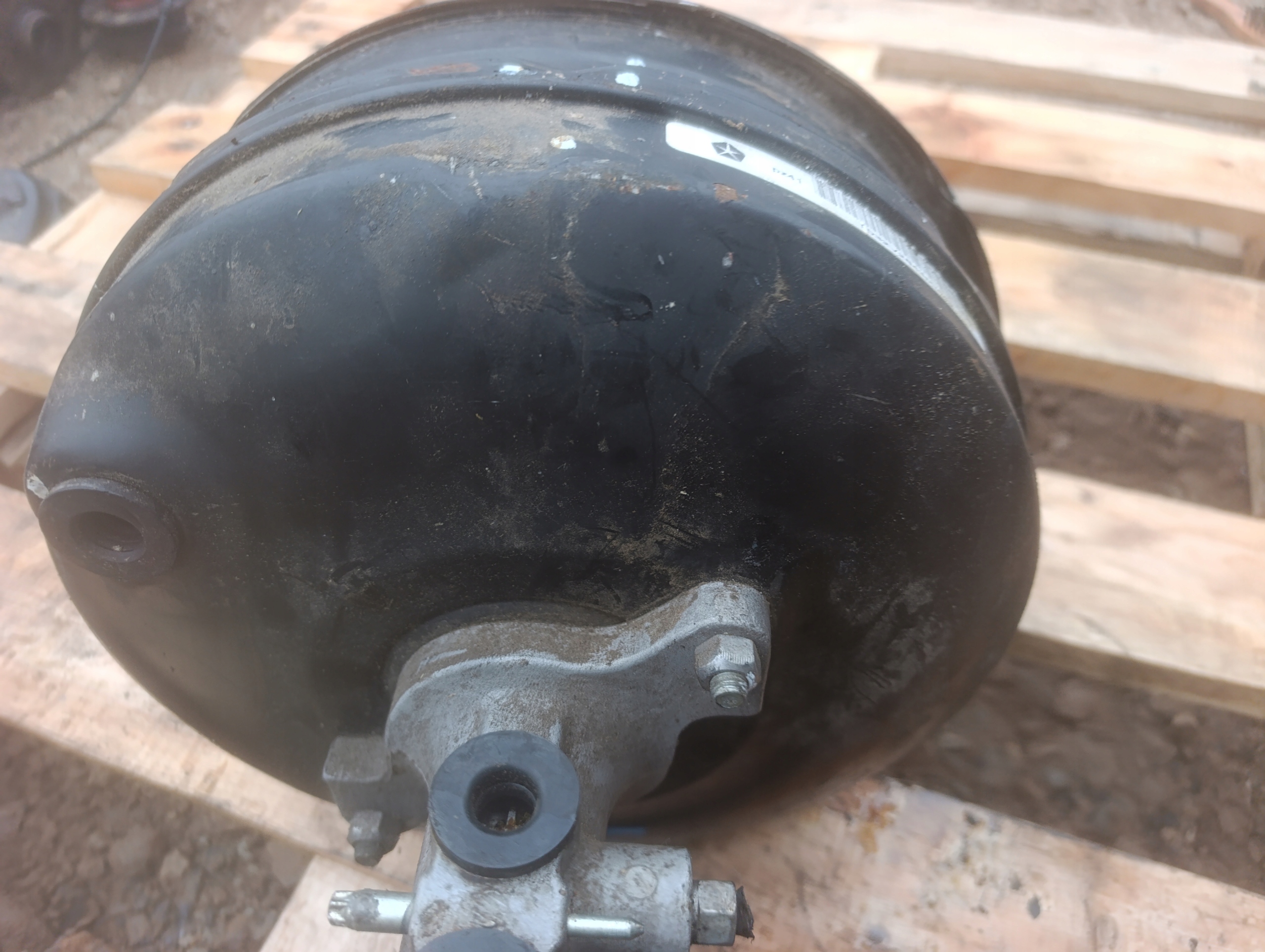 Servo Posilovač bŕzd DODGE RAM 1500 32072995