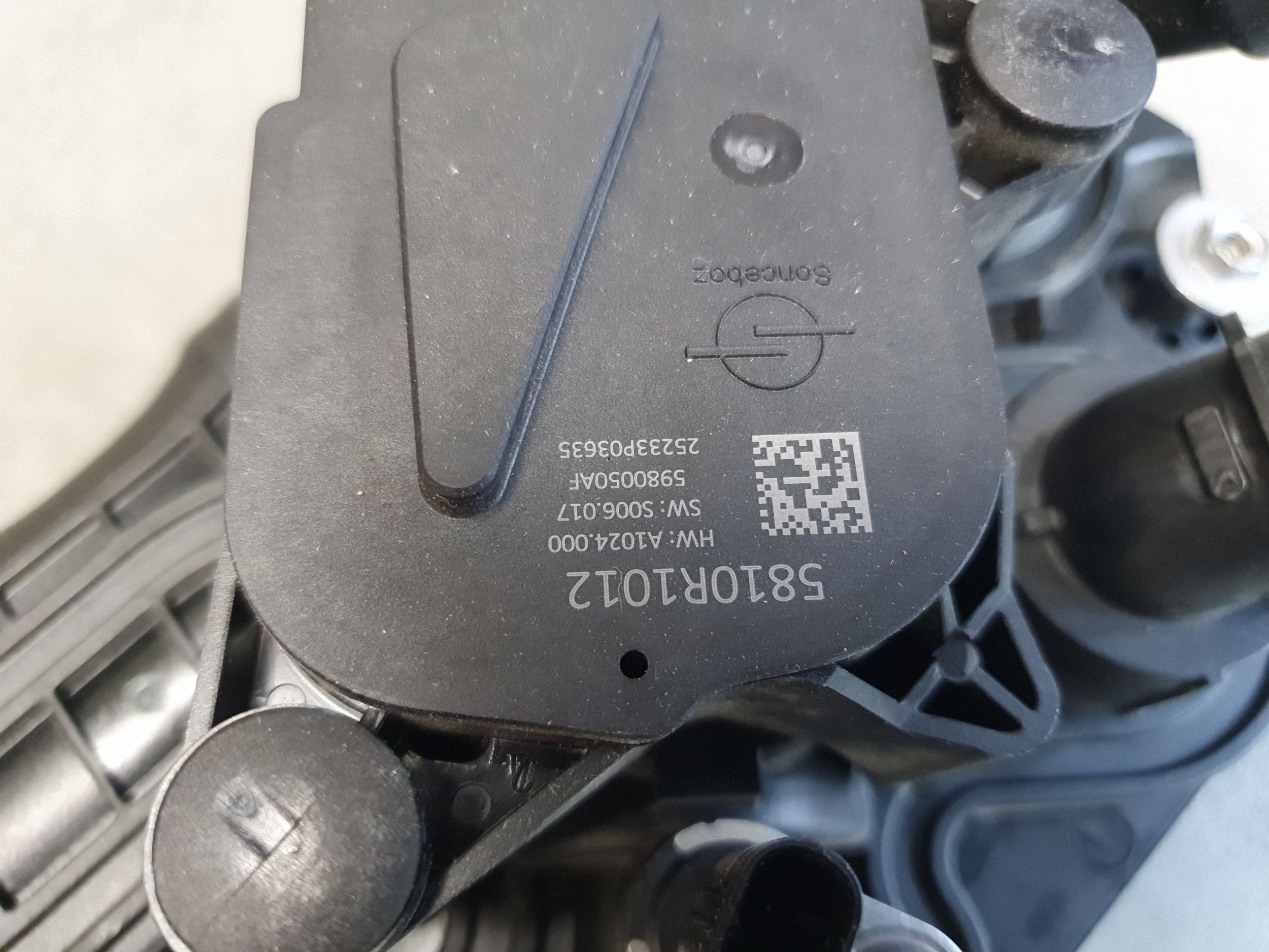 Audi Q6 e-tron prijenos vode hlađenja 85E121507AH