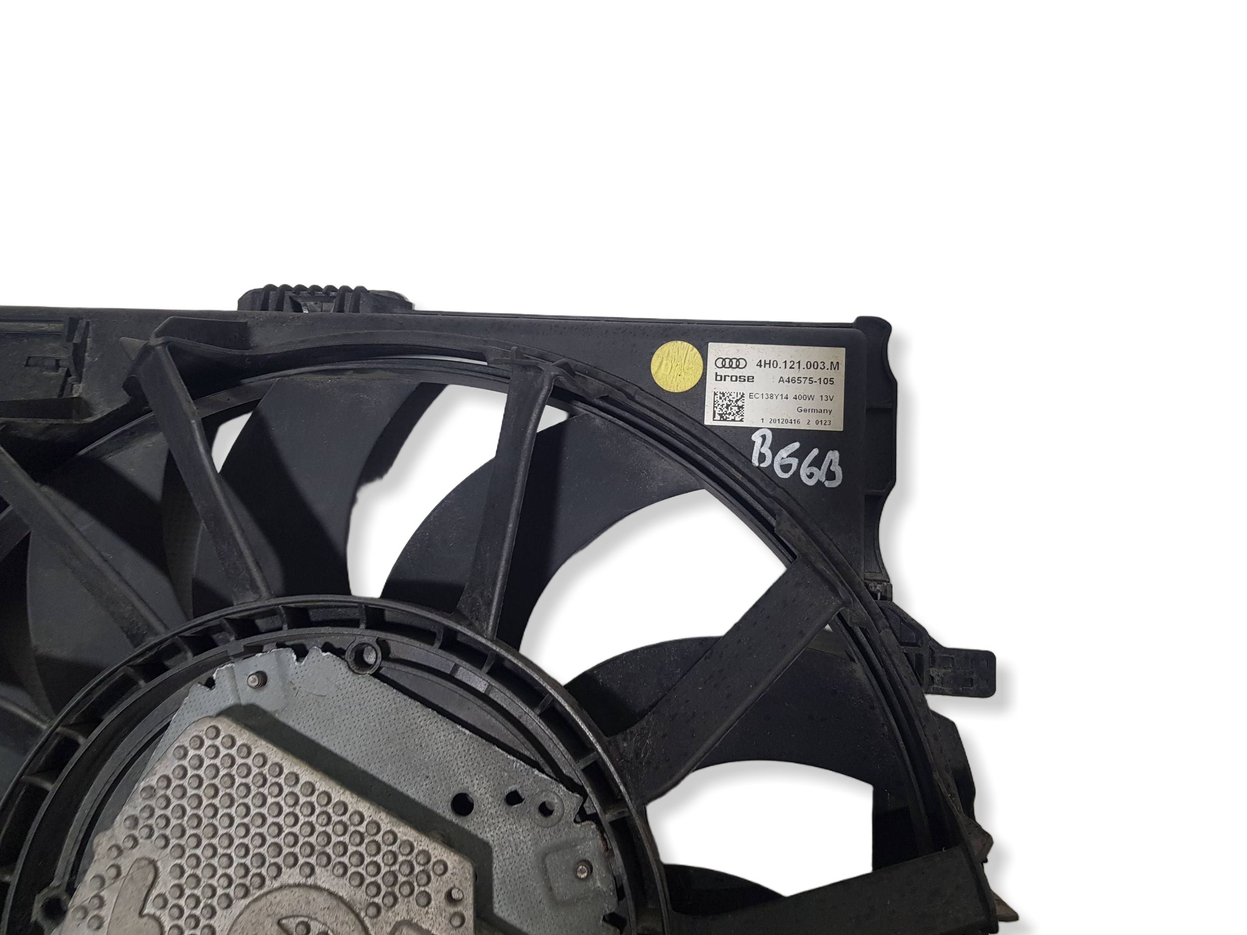 ventilátor chladiče vrtule obal AUDI A8 D4 3.0 TDI 4H0121003M