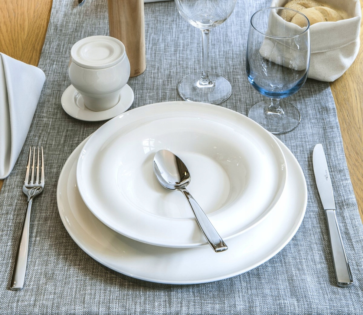 ETERNUM ATLANTIS widelec stołowy BELGIQUE HoReCa Marka Eternum