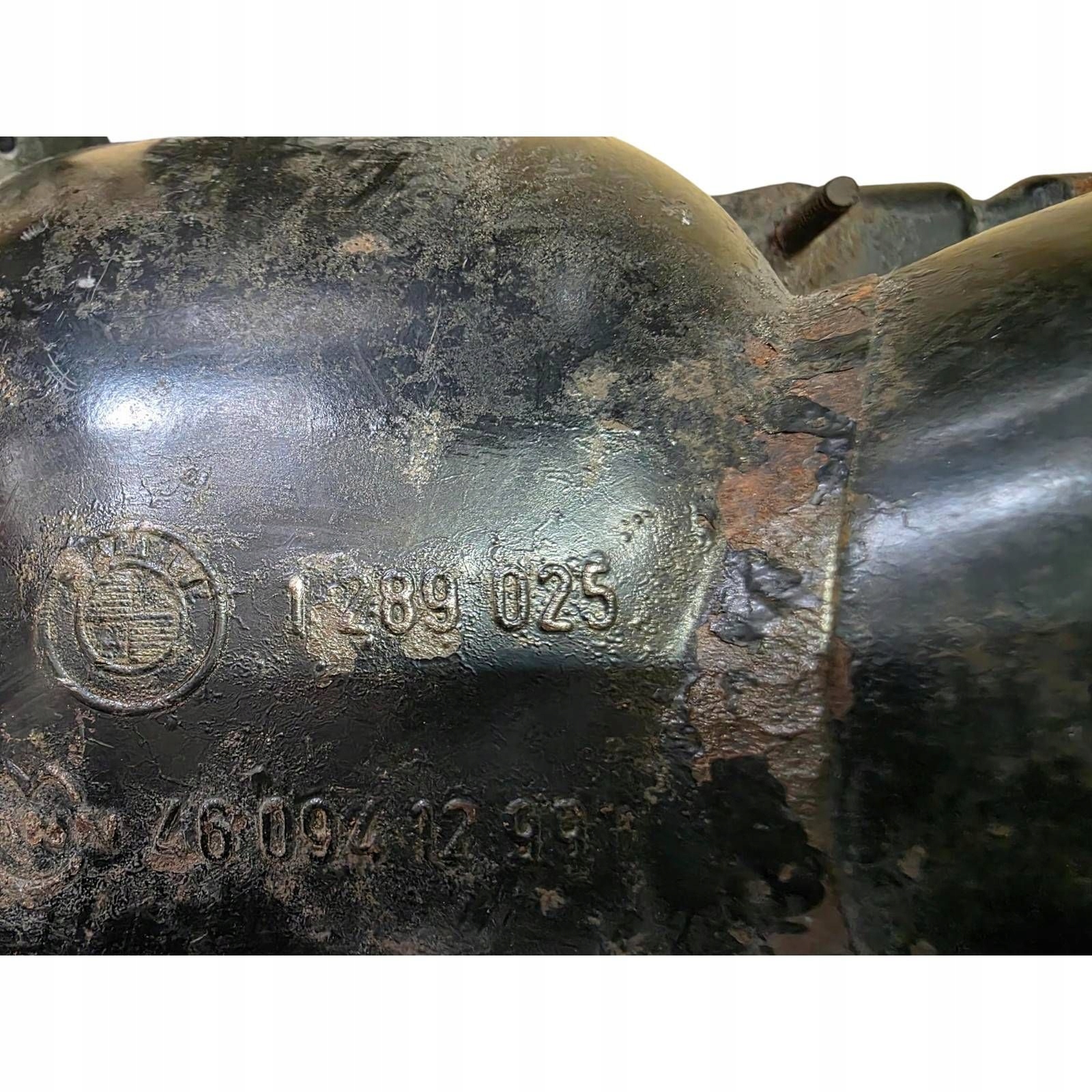 корпус салонного фильтра Воздух BMW 3 E30 5 E28 1287687 1289025