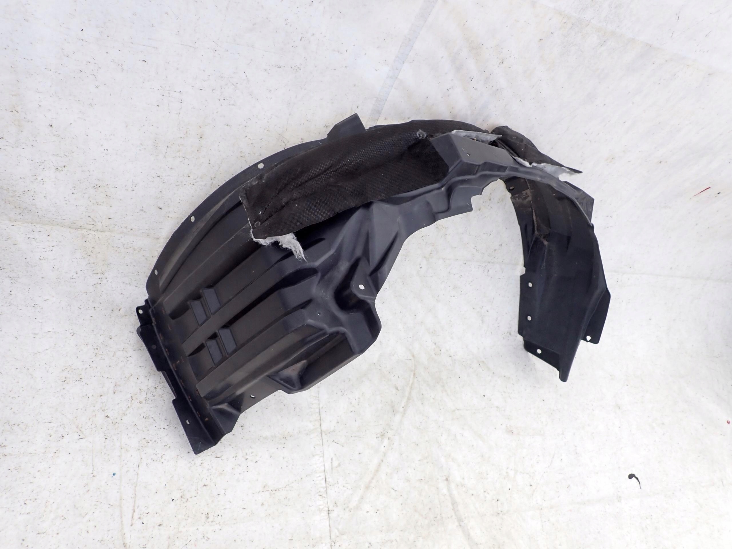 MITSUBISHI OUTLANDER III 3 12- mudguard front right