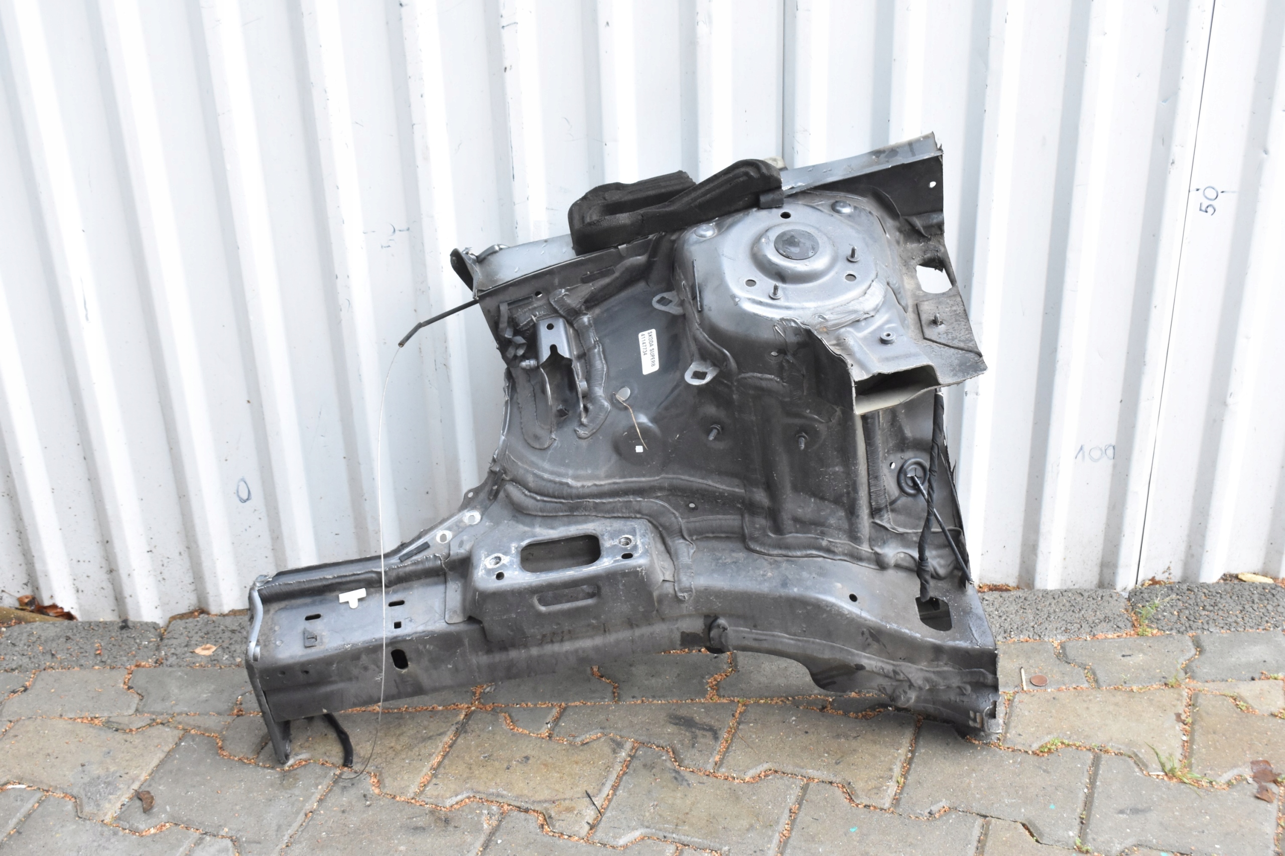 ЛОНЖЕРОН ПРАВЫЙ PRZODq0803092f SKODA SUPERB IIIv0 2016