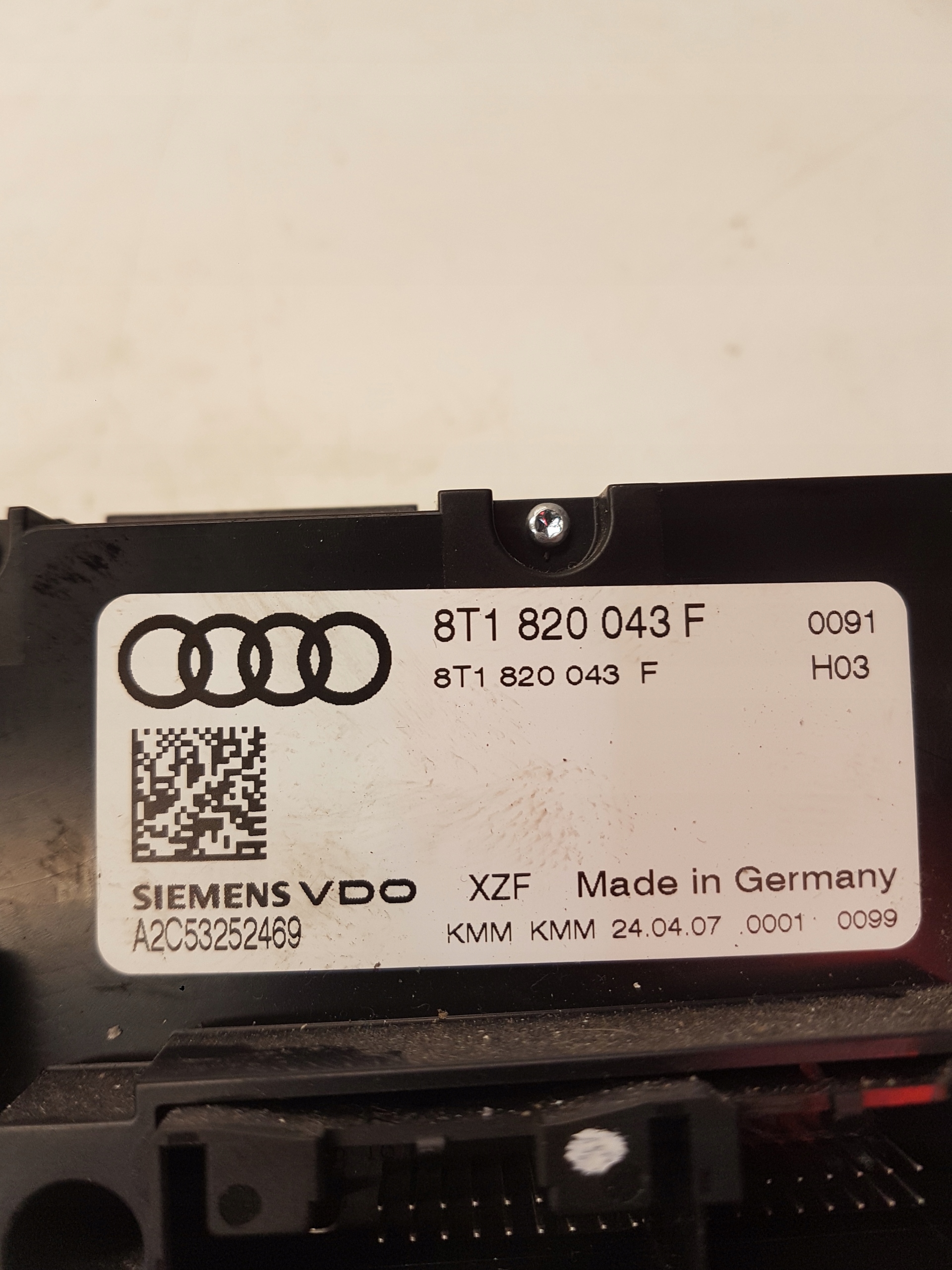 PANEL KLIMATRONIK AUDI A4 A5 Q5 8T1820043F