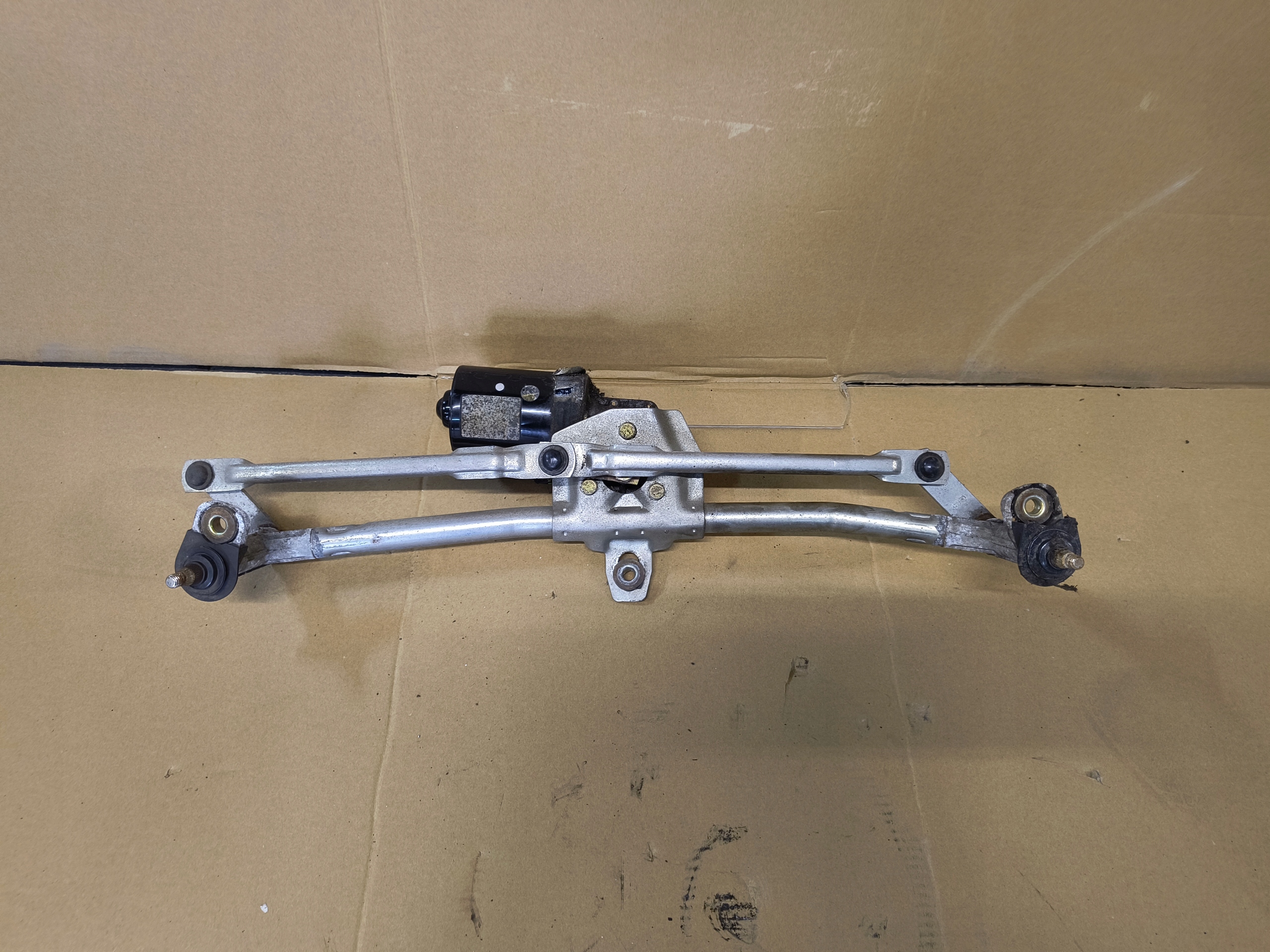 VW GOLF IV 4 BORA Mécanisme Micro moteur Essuie glaces Avant Complet Comme Neuf