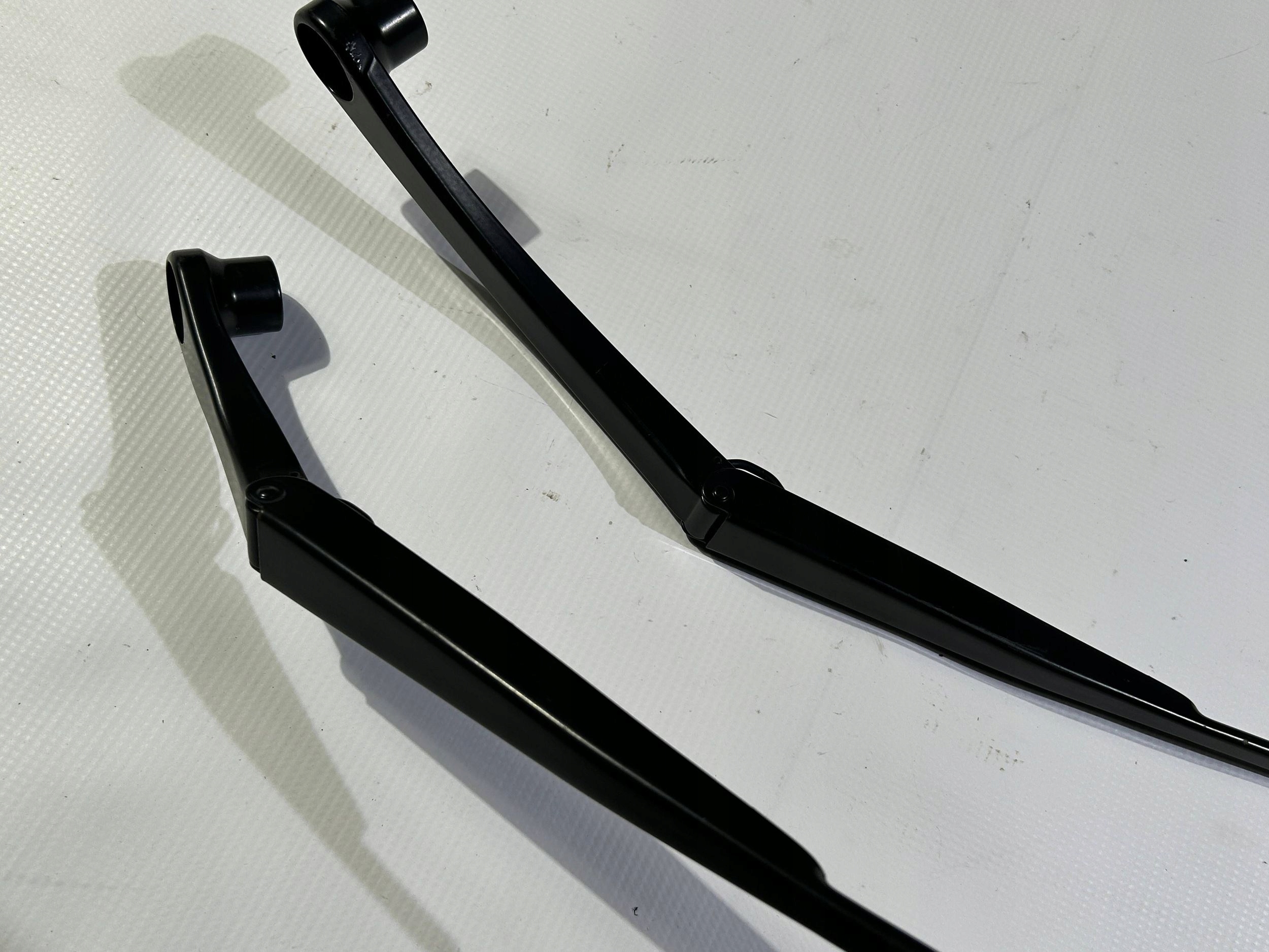 wiper arm windows przedniej komplet Dodge Challenger 2008