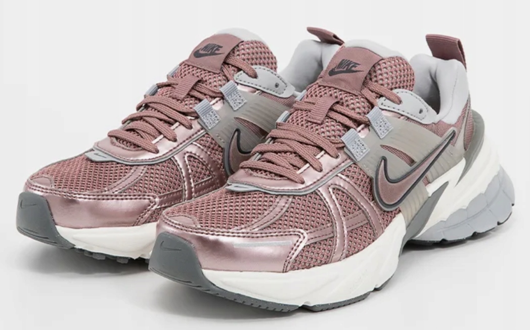 Nike V2K Run vel 48,5
