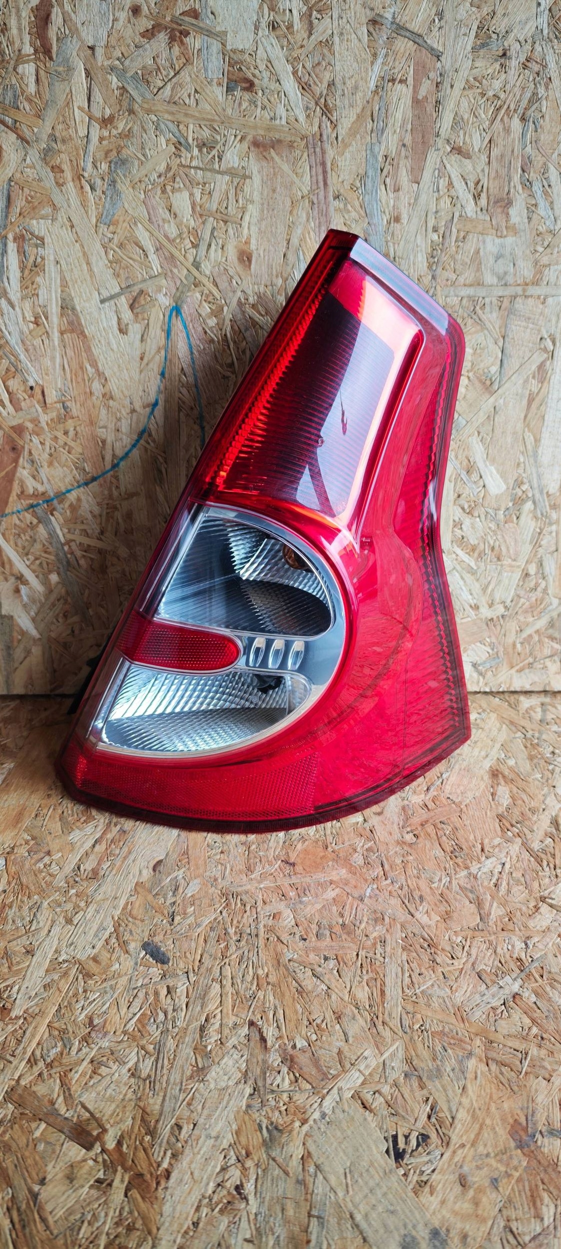light rear rear part side right Dacia Sandero 8200734824
