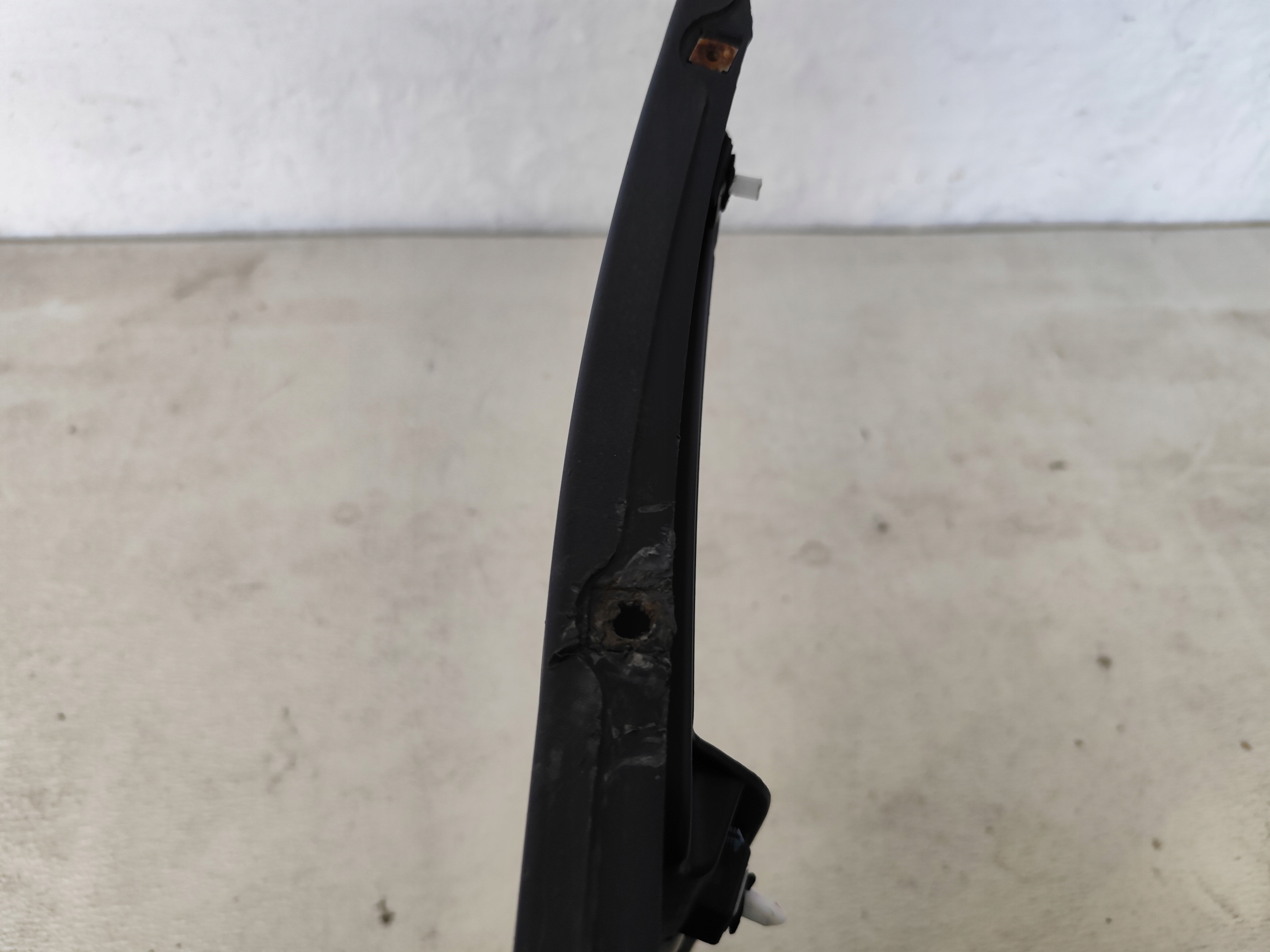 CHEVROLET TRAX 2013 moulding threshold rear left