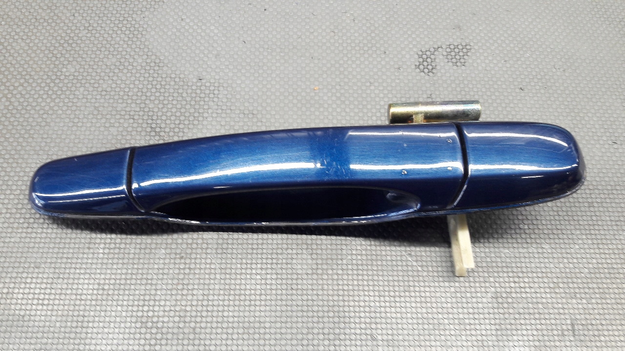 ручка двери левая зад lexus RX300 04r