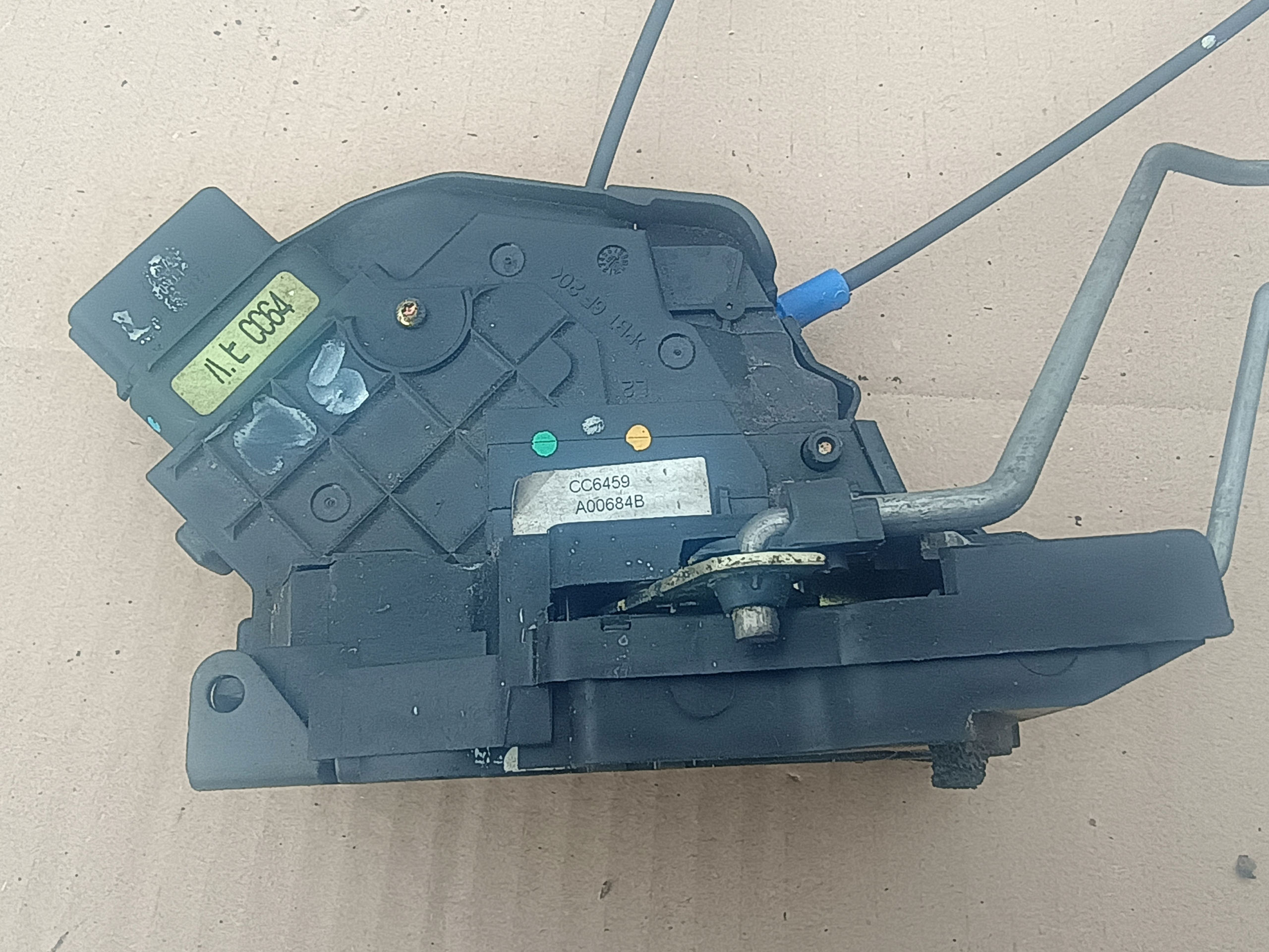 lock door left front 5N6A-A218913AB MAZDA 5