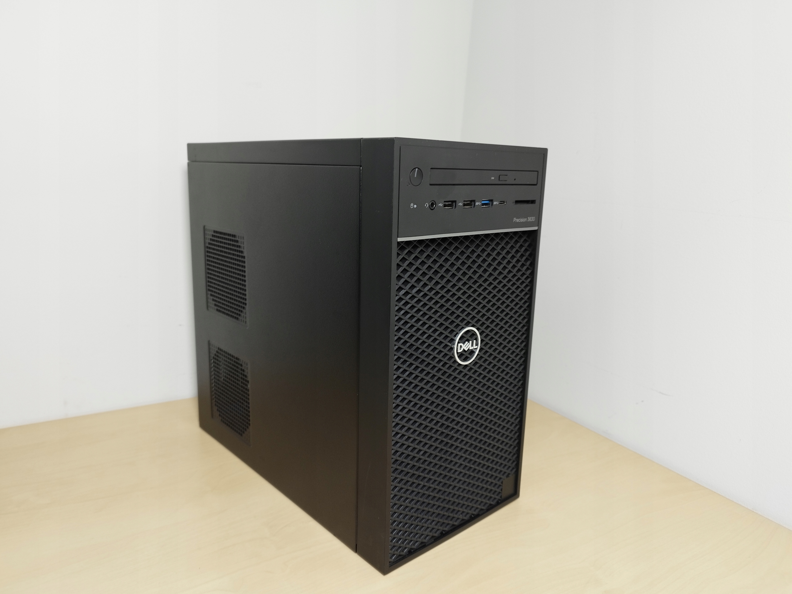 ジャンク】HDD無し/電源ボタンLED暗い DELL Precision Tower 3630 Xeon