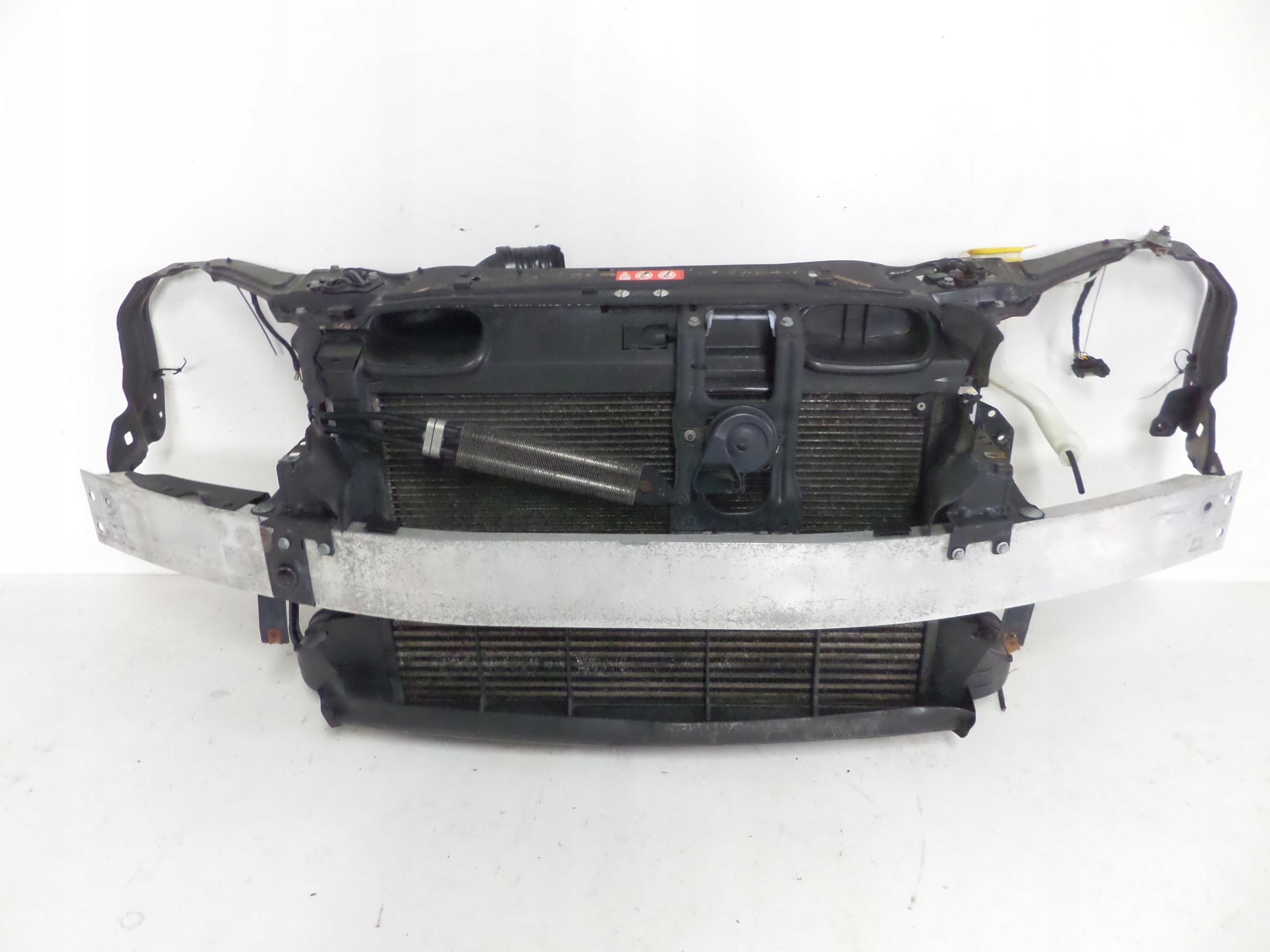 Pas przedni przód MERCEDES CLK W209 02-