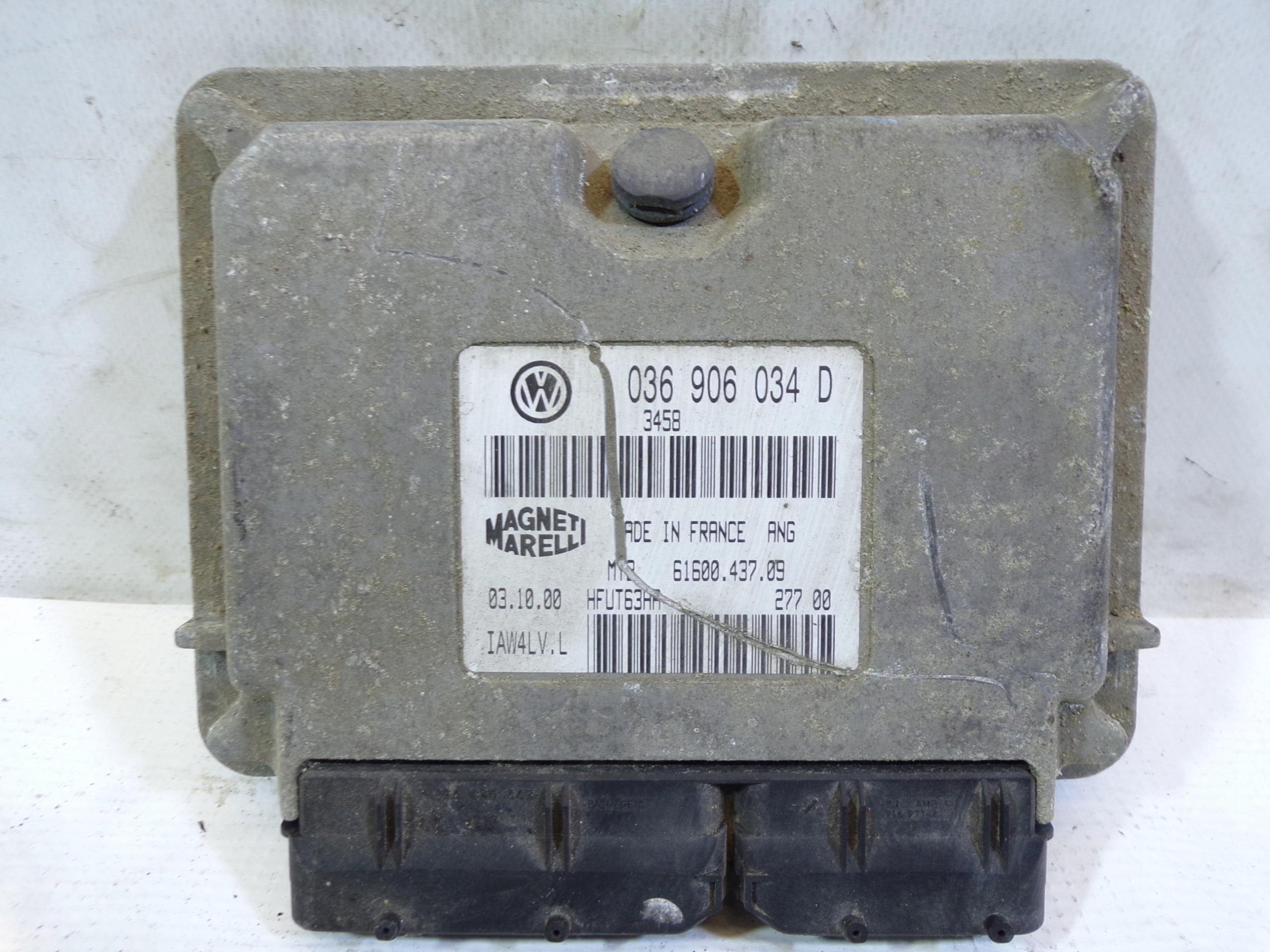 computer control unit of the engine VOLKSWAGEN 1.4 036906034D