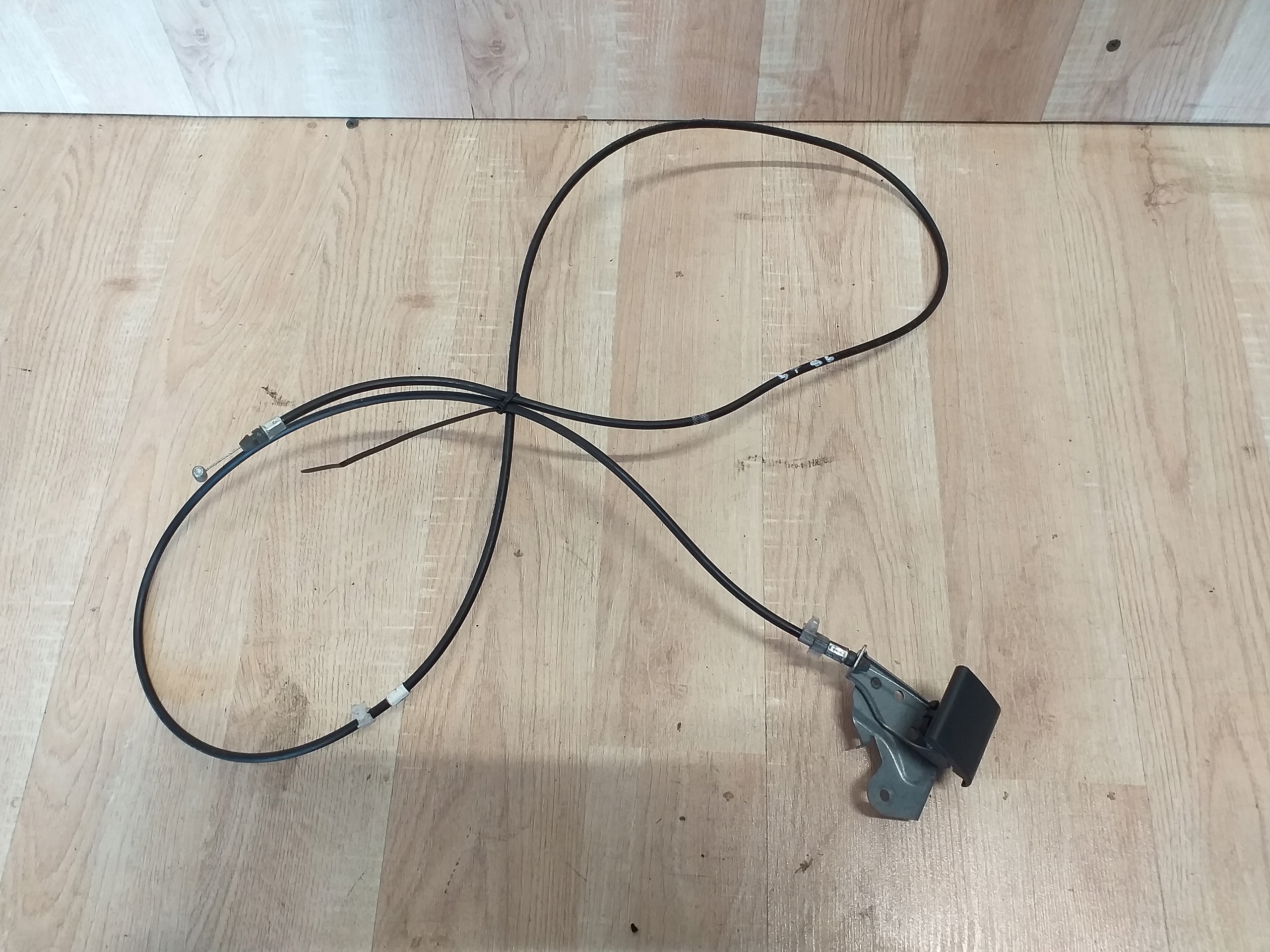 Toyota GT86 Subaru BRZ трос капота трос