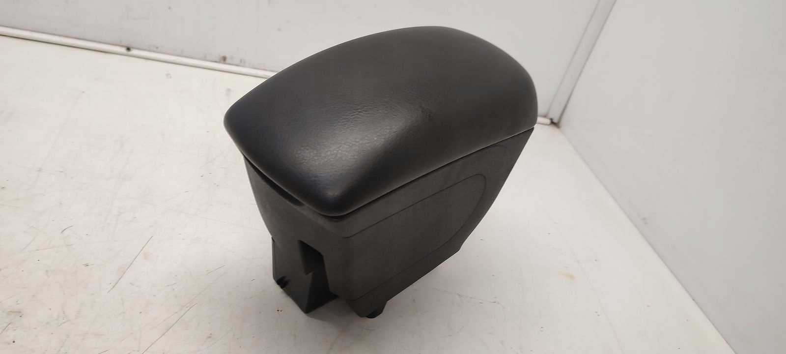 armrest Citroen C4 and 1,6 HDI