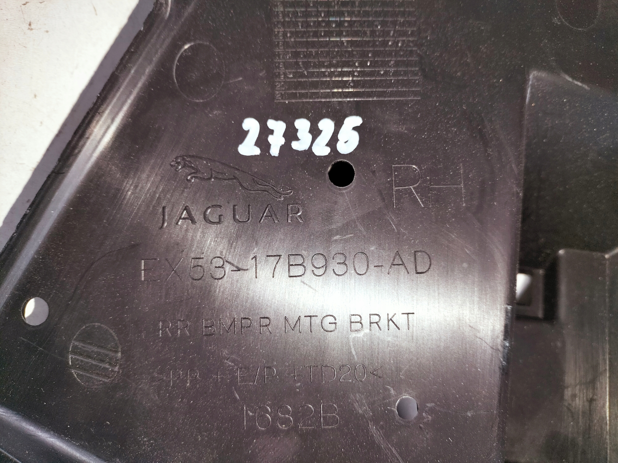 bumper bracket rear part right JAGUAR F-TYPE 12