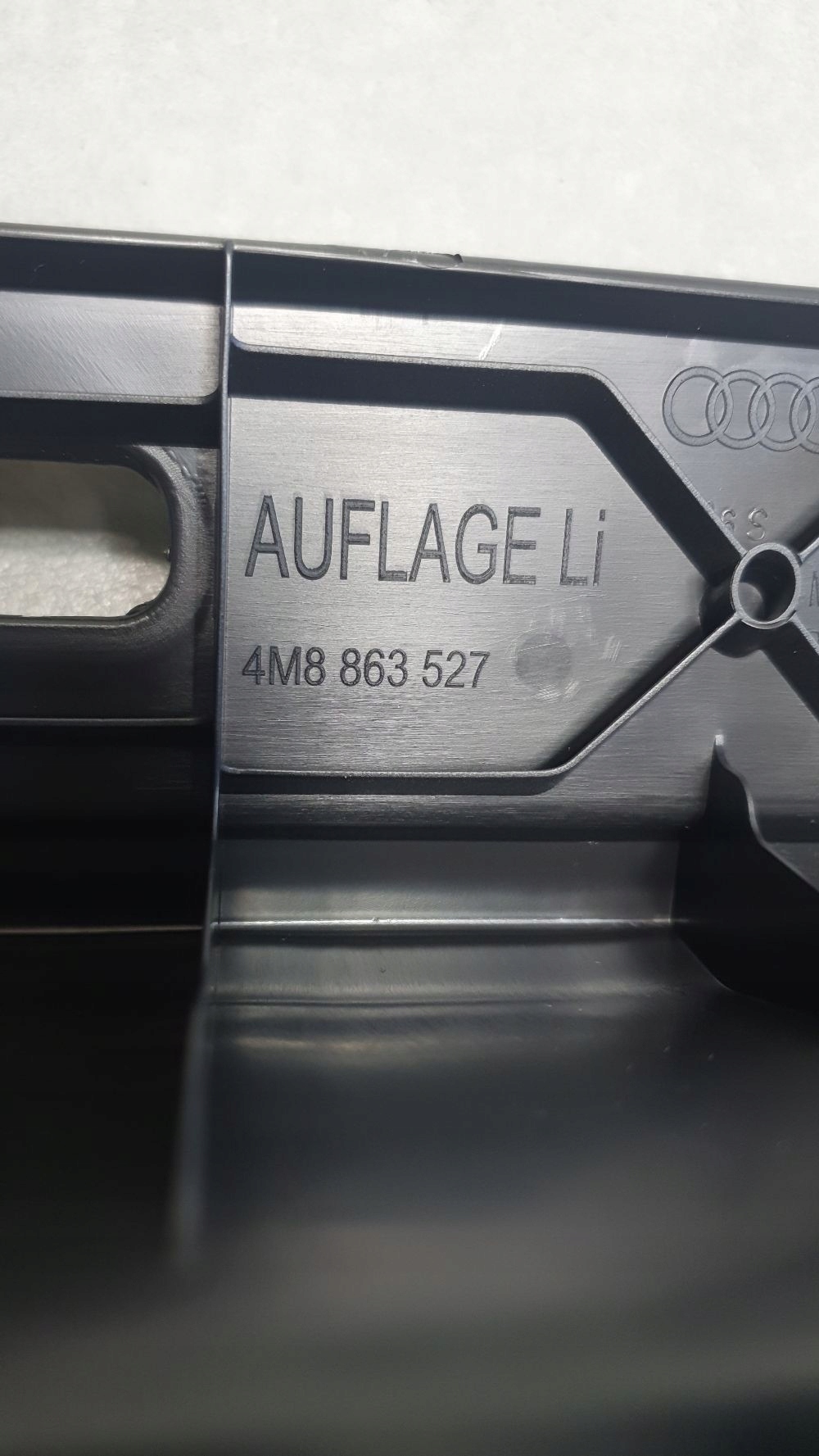 Audi Q8 Element upholstery boot cover boot 4M8863527