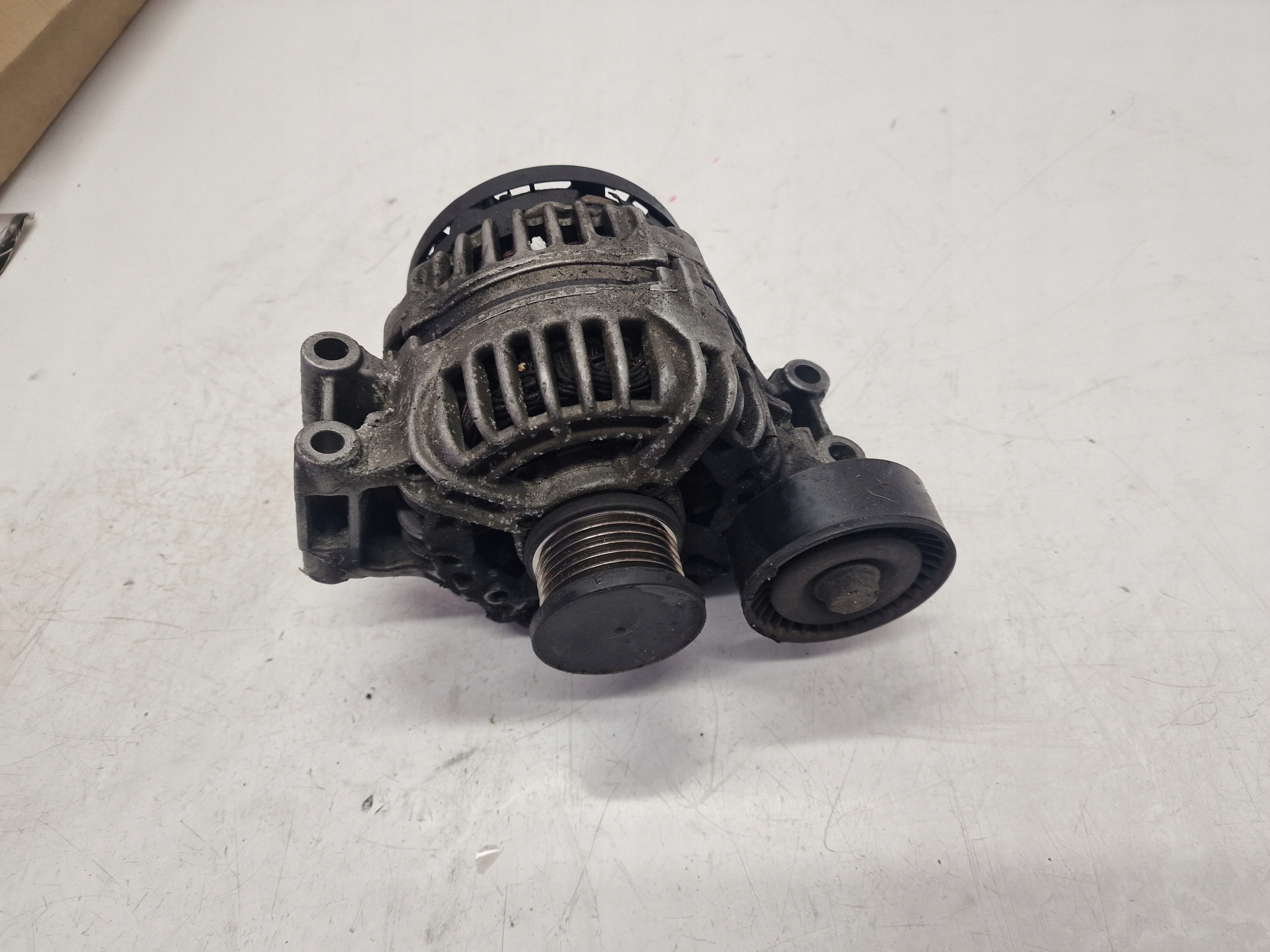 Alternator Bmw E46 1.8 2.0i Valvetronic 9898989 za 99,99 zł z Nowogard