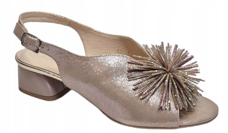 Gamis 7118 Sandály na klínku BÉŽOVÁ/Puder, bambule, kůže vel. 36