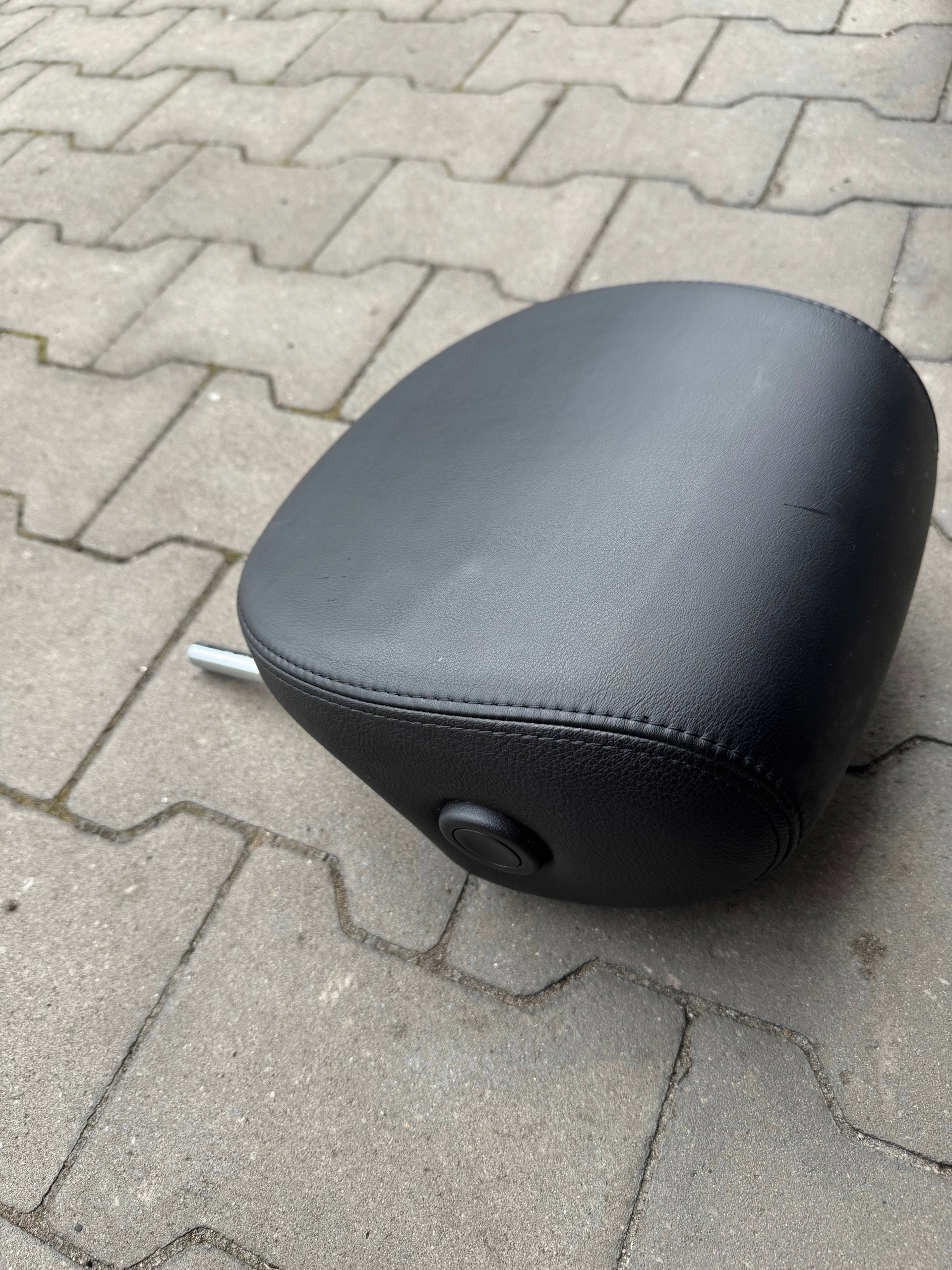 rest rear part rear right PORSCHE CAYENNE and GEN black leather