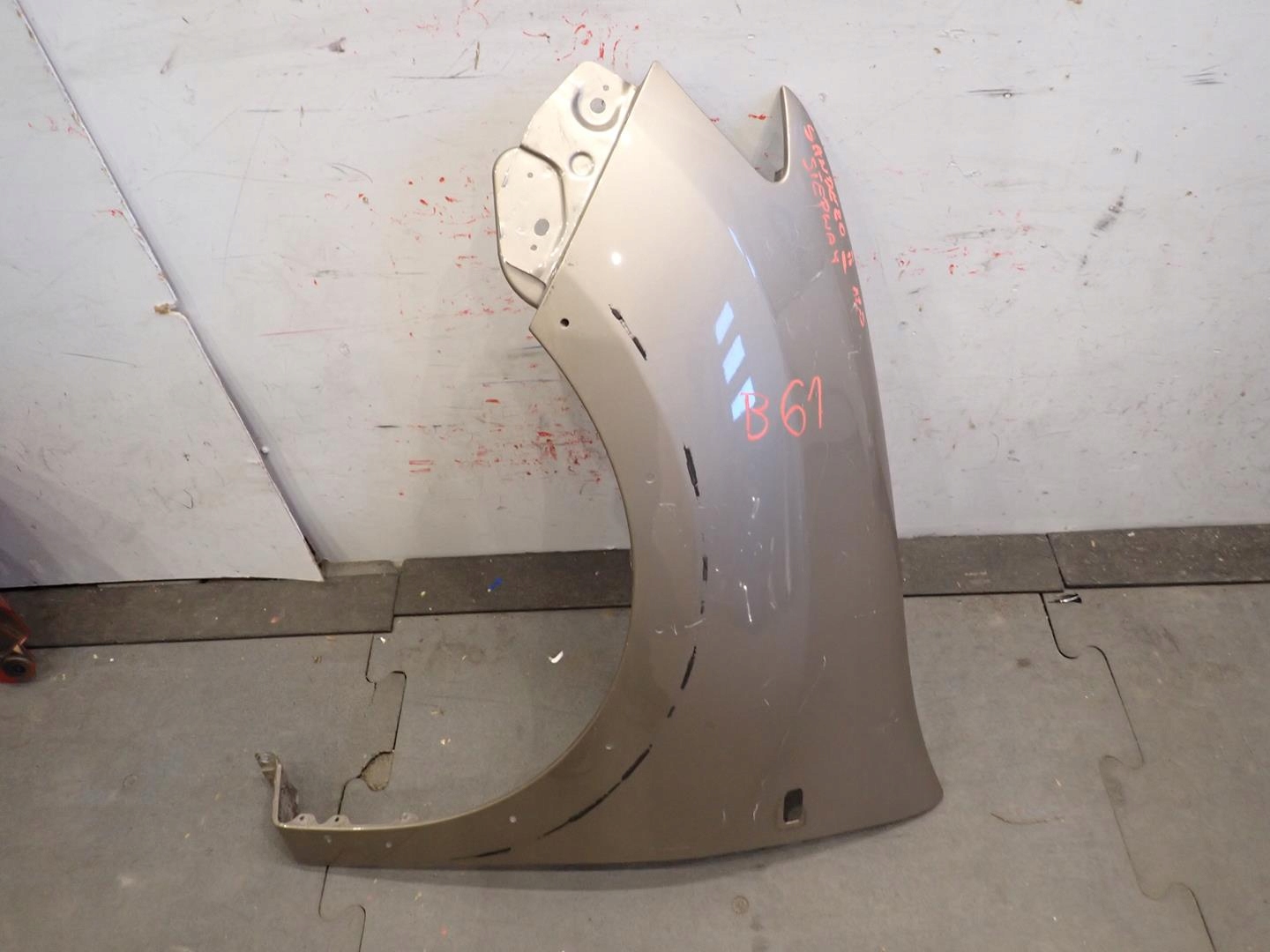fender front left DACIA SANDERO II STEPWAY 2012