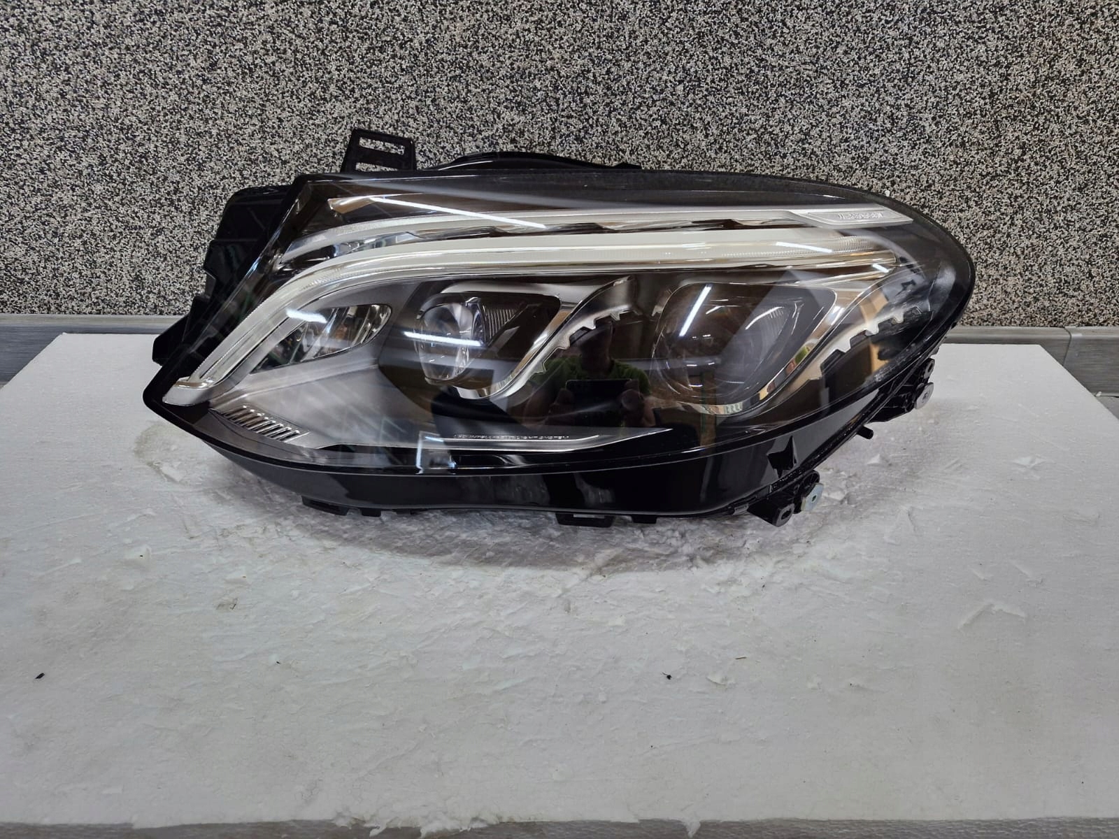 light left Mercedes GLE W166 W292 Full led ILS black