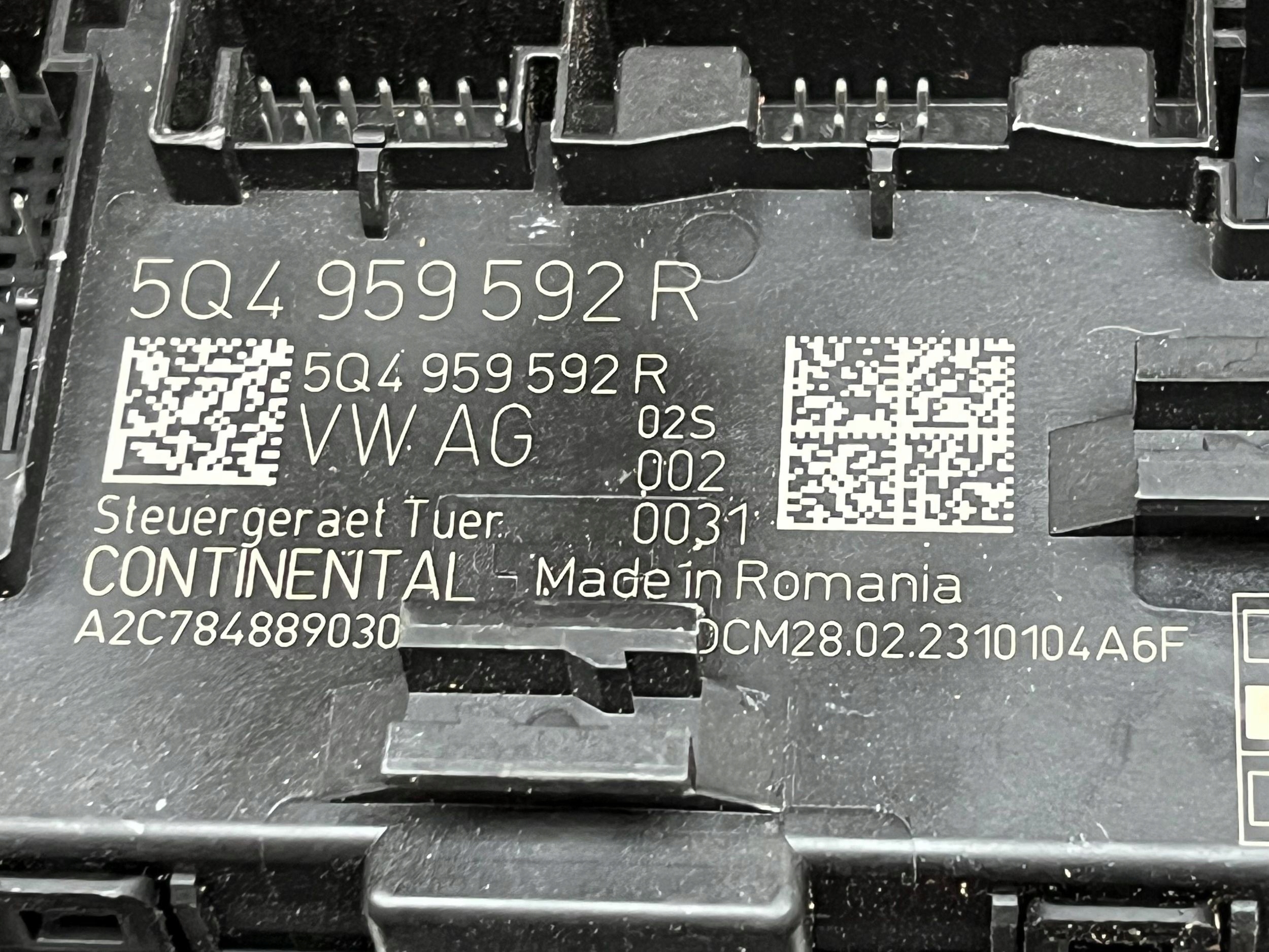 control unit module door front right SKODA SUPERB III 5Q4959592R !J