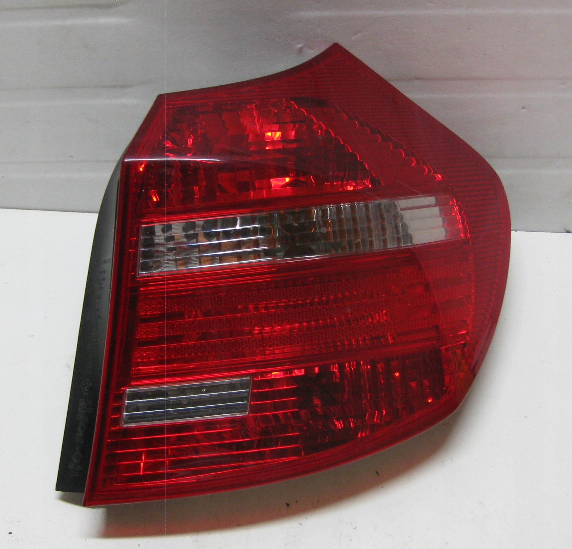 BMW E87 08R light rear part rear right 7164956
