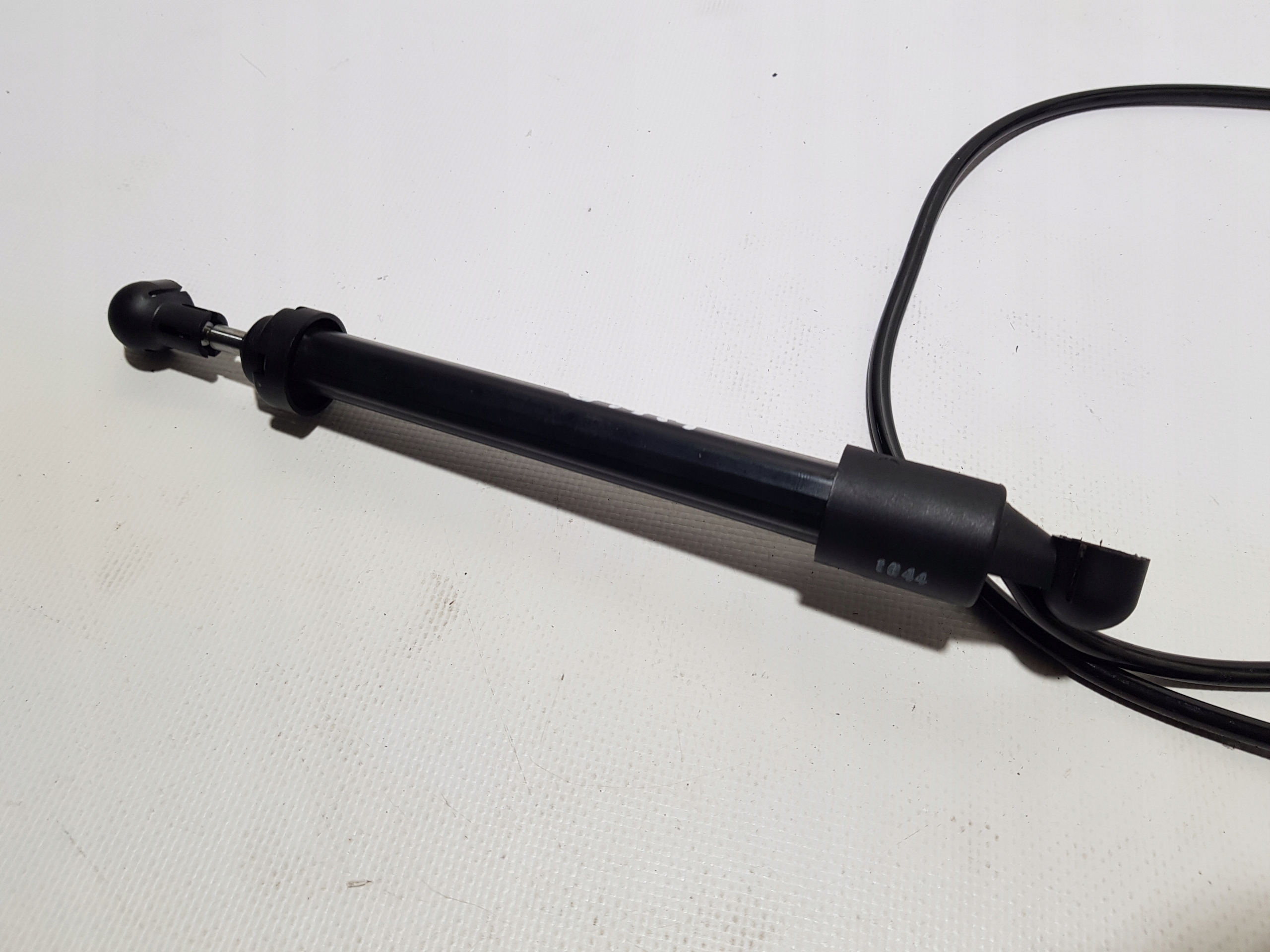 sensor POZYCJI bonnet MERCEDES ML W164 A1648201910