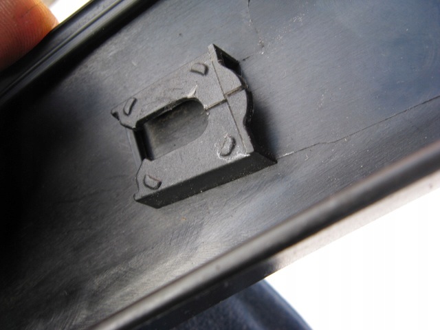 cap for fender left front SUZUKI SX4